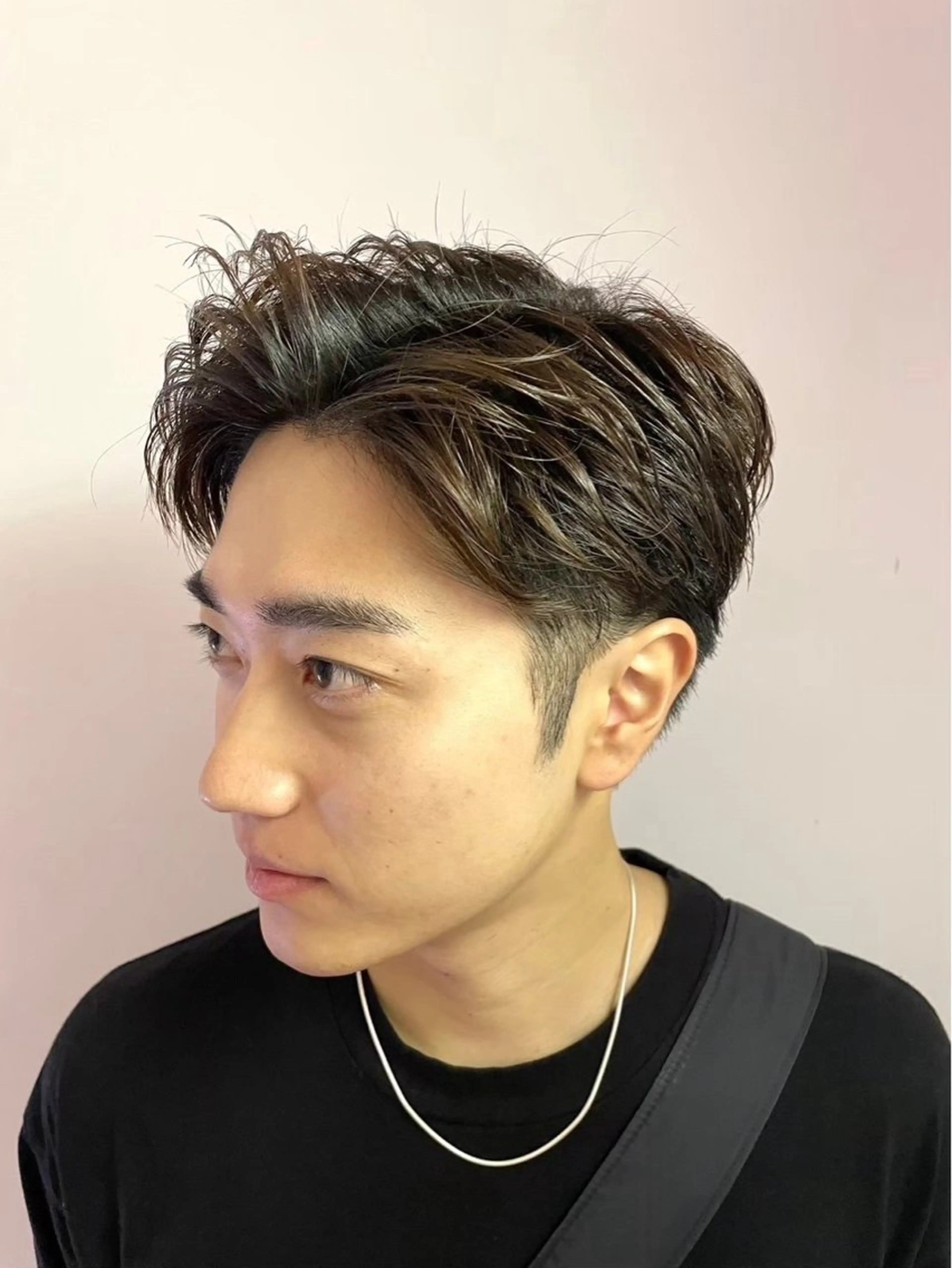 ミディアム まえひら じおんのヘアスタイル