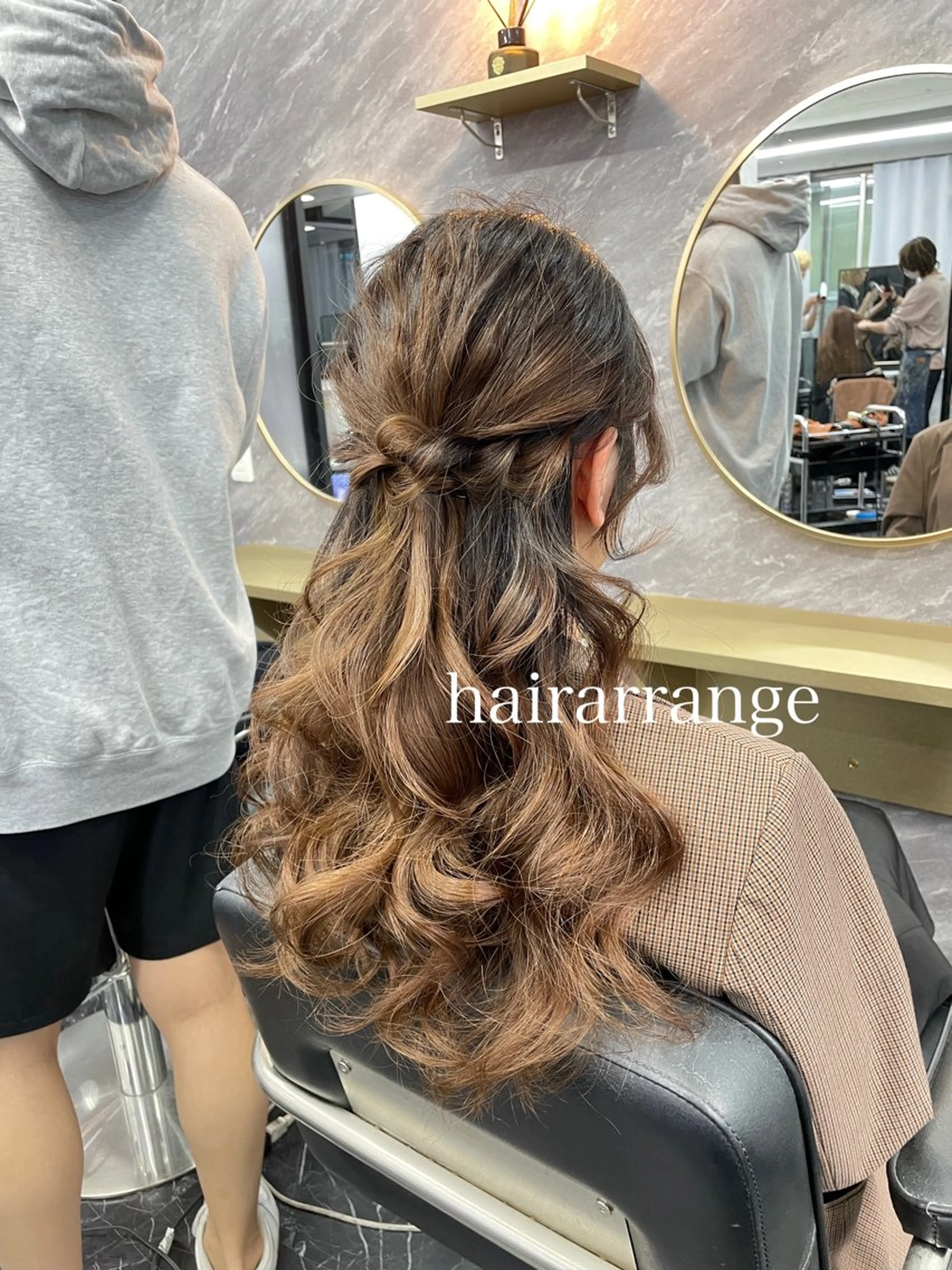 ロング ヘアアレンジ ヘアセット エクステ🩵ブリーチ 韓国ヘア🩵KAEのヘアスタイル