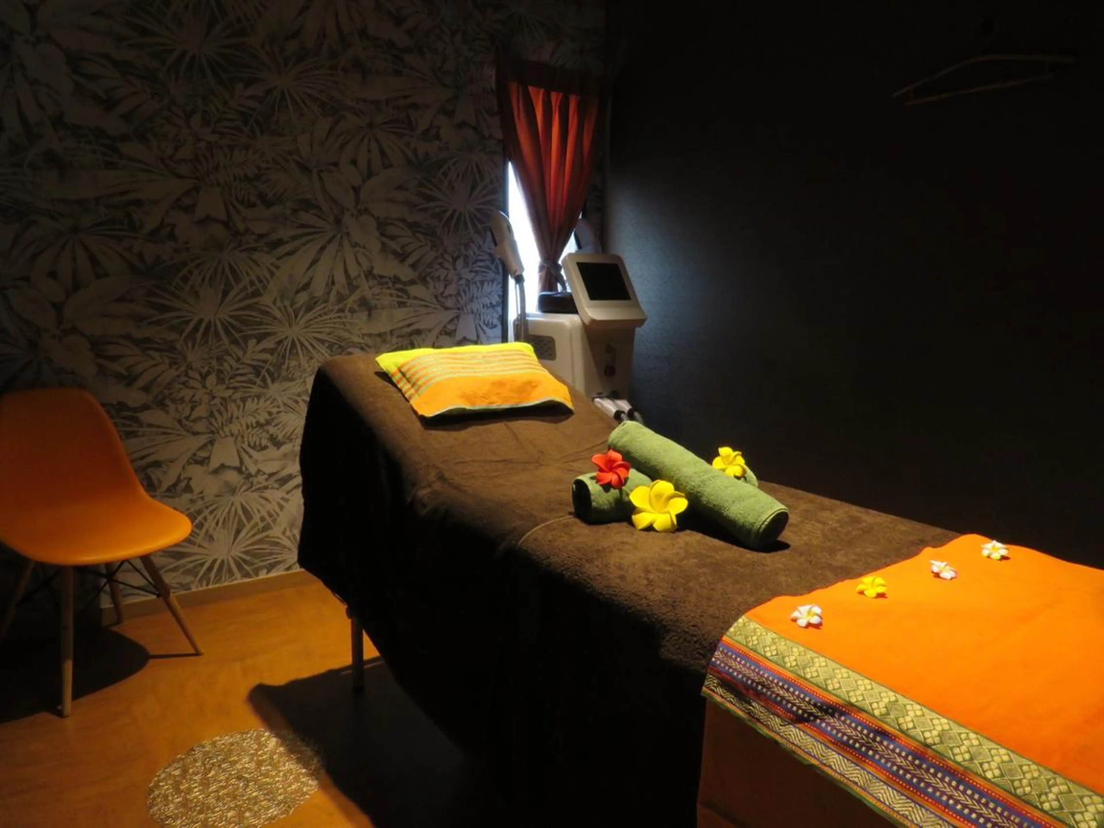 メンズ キッズ 屋根裏サロン 小室のエステ・リラクイメージ