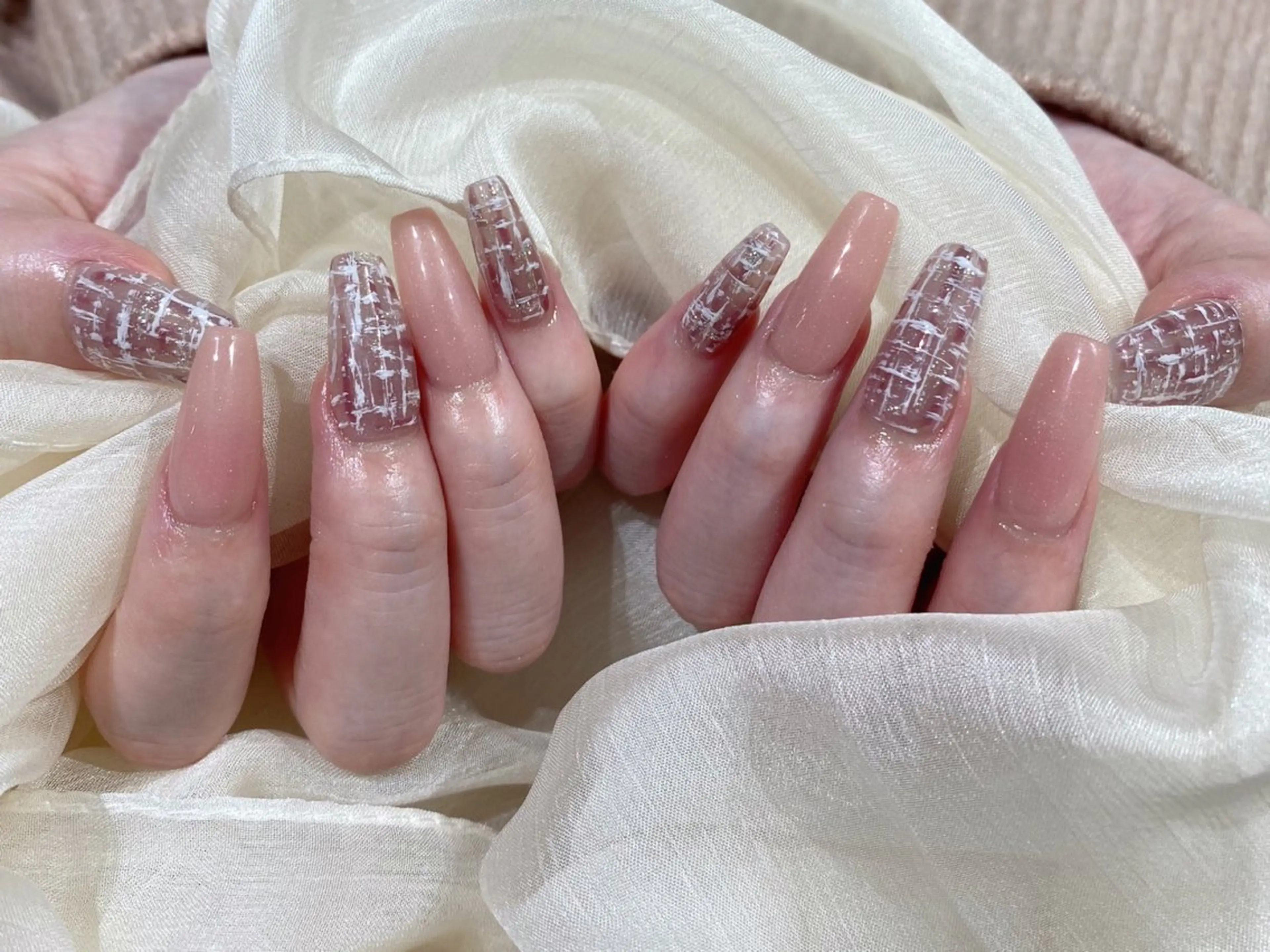セミロング ハンドネイル Nail  R💫 naoのネイルデザイン