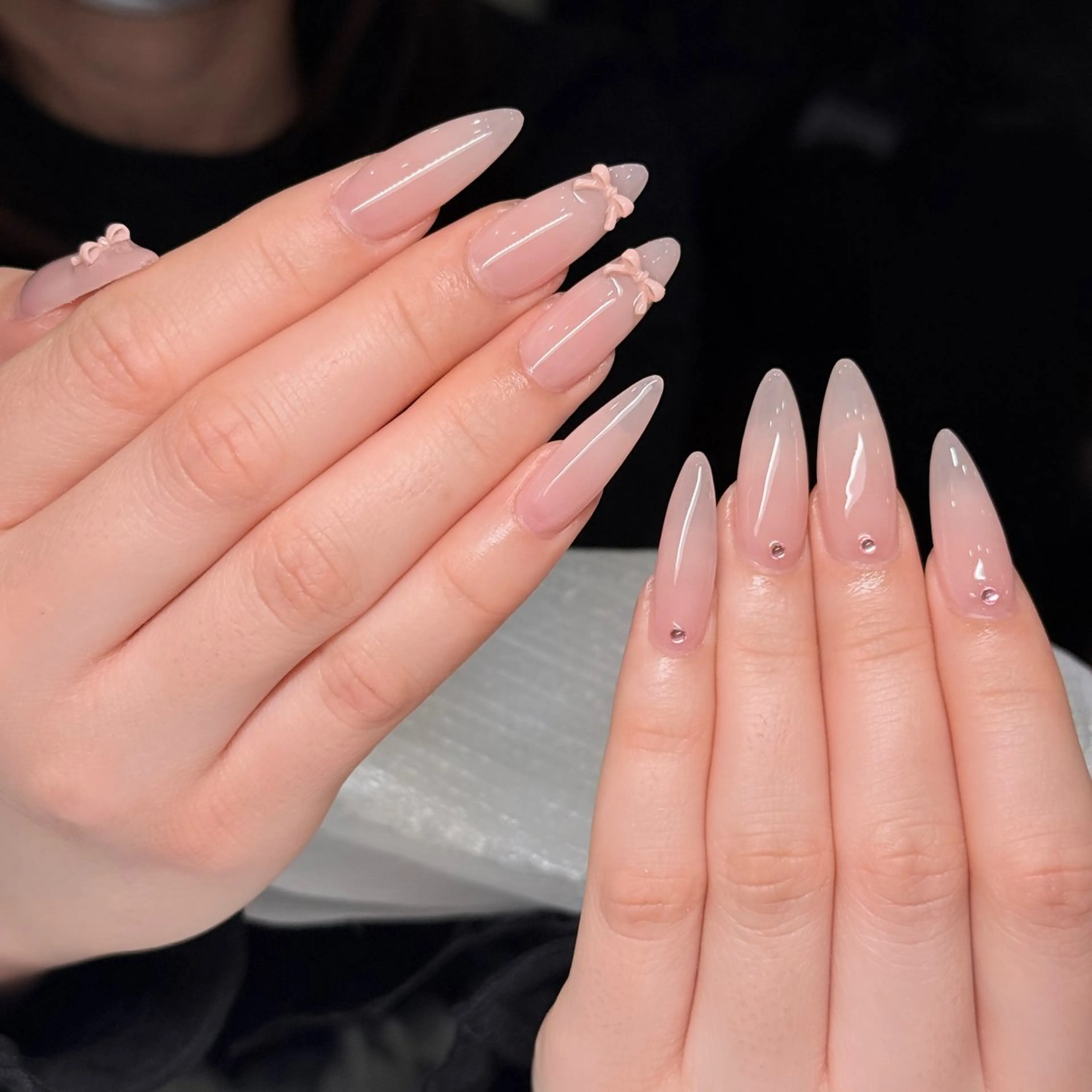 ネイル オーロラネイル ブルー チークネイル フットネイル フレンチネイル ハンドネイル JAN 168 池袋のネイルデザイン