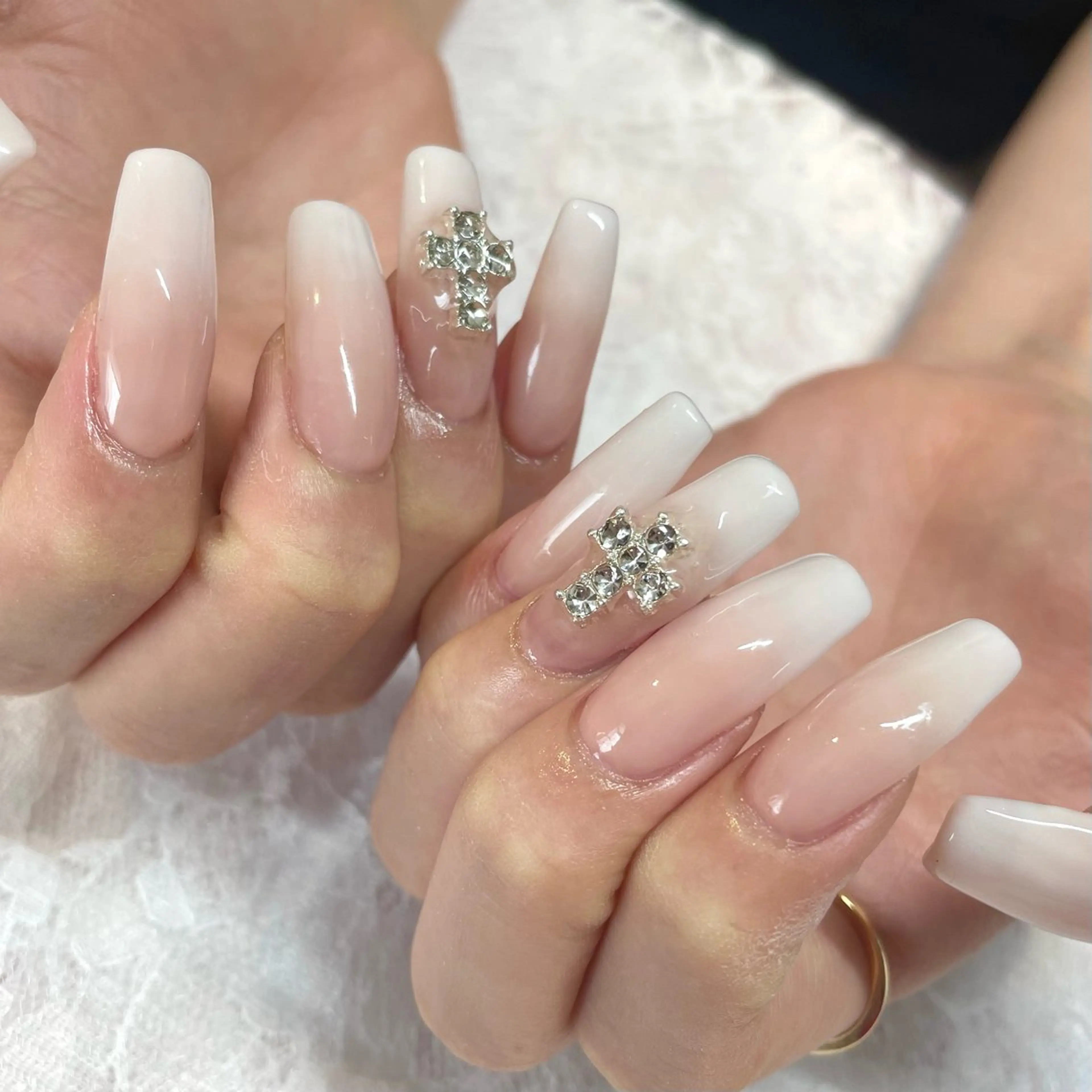 ネイル グラデーション スカルプネイル Nail ヌシん家 AKANEのネイルデザイン