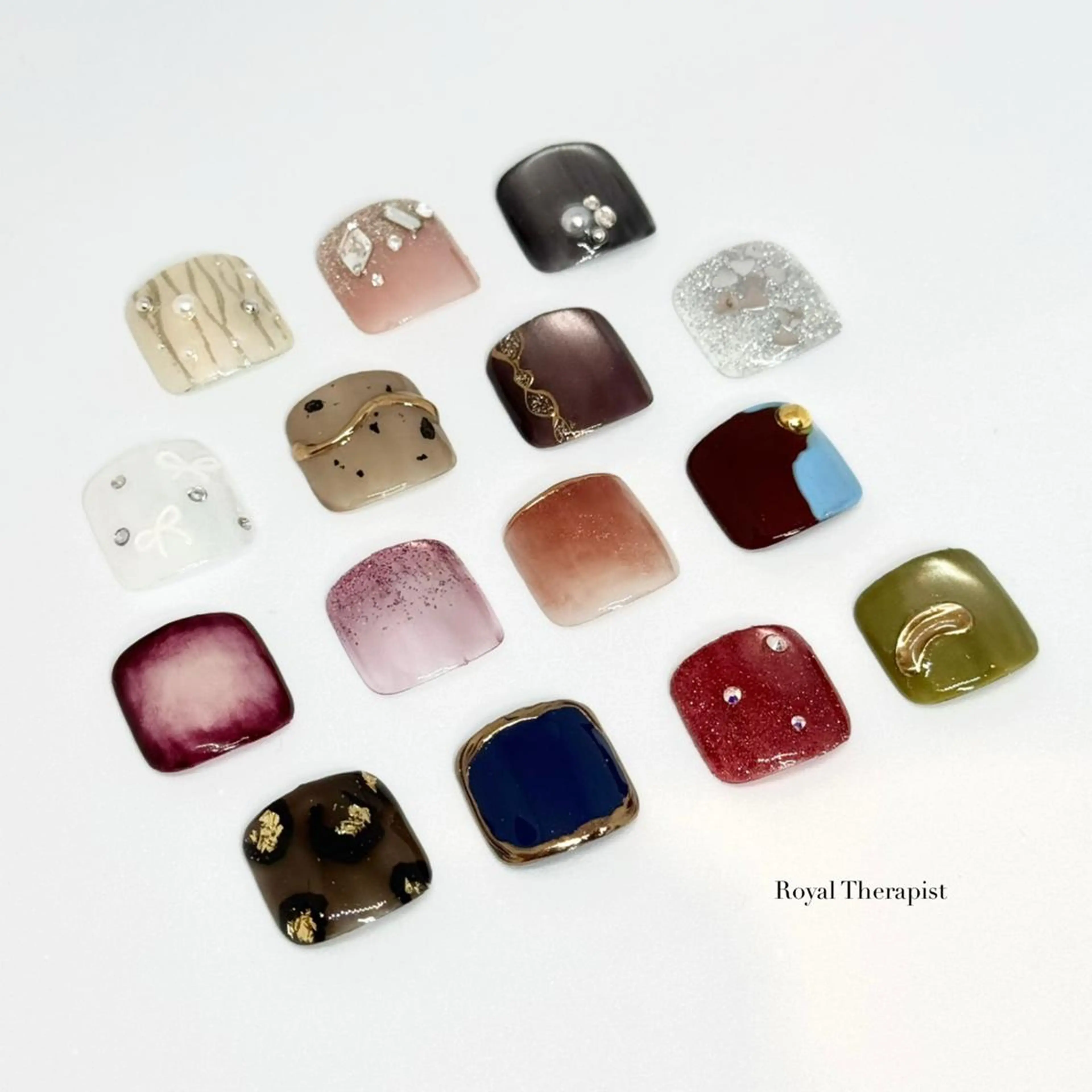 ネイル 長さ出し フラッシュネイル フットネイル フレンチネイル ジェルネイル フットネイル 【中川】 ロイヤル・セラピストのネイルデザイン