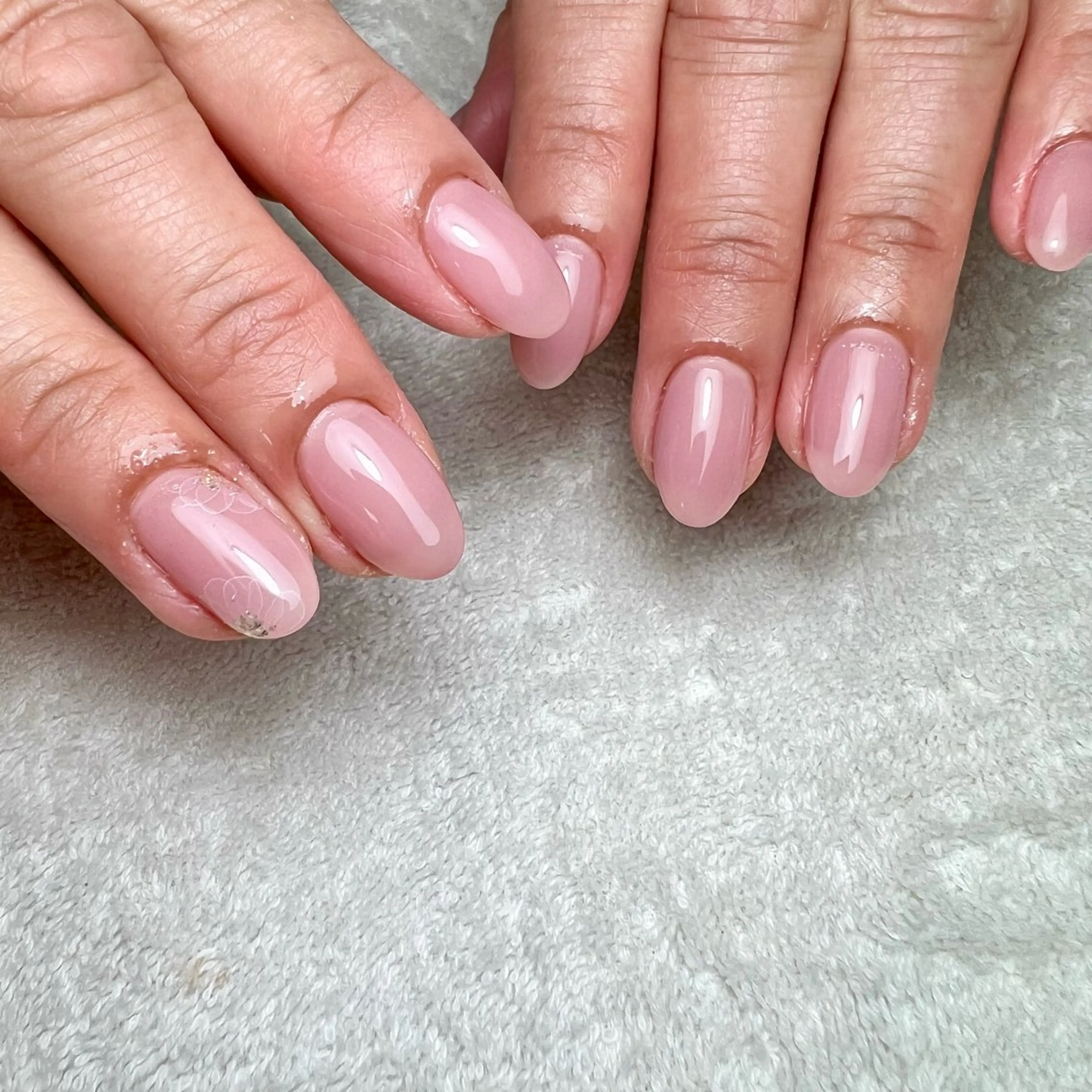 ネイル フラワーネイル シンプルネイル ハンドネイル COCO+所属・COCO +のエステ・リラクイメージ