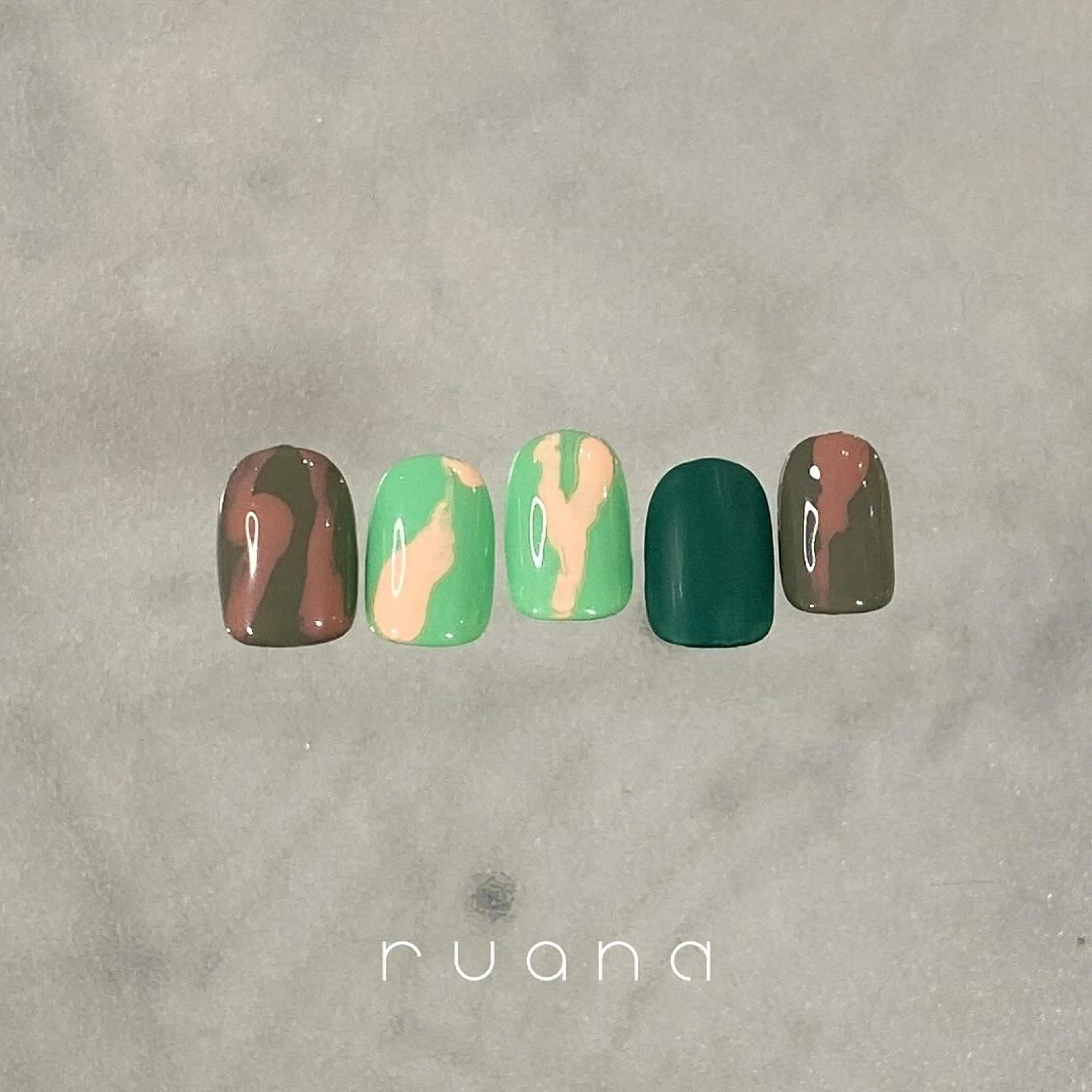 ネイル ハンドネイル 名村 優希のネイルデザイン