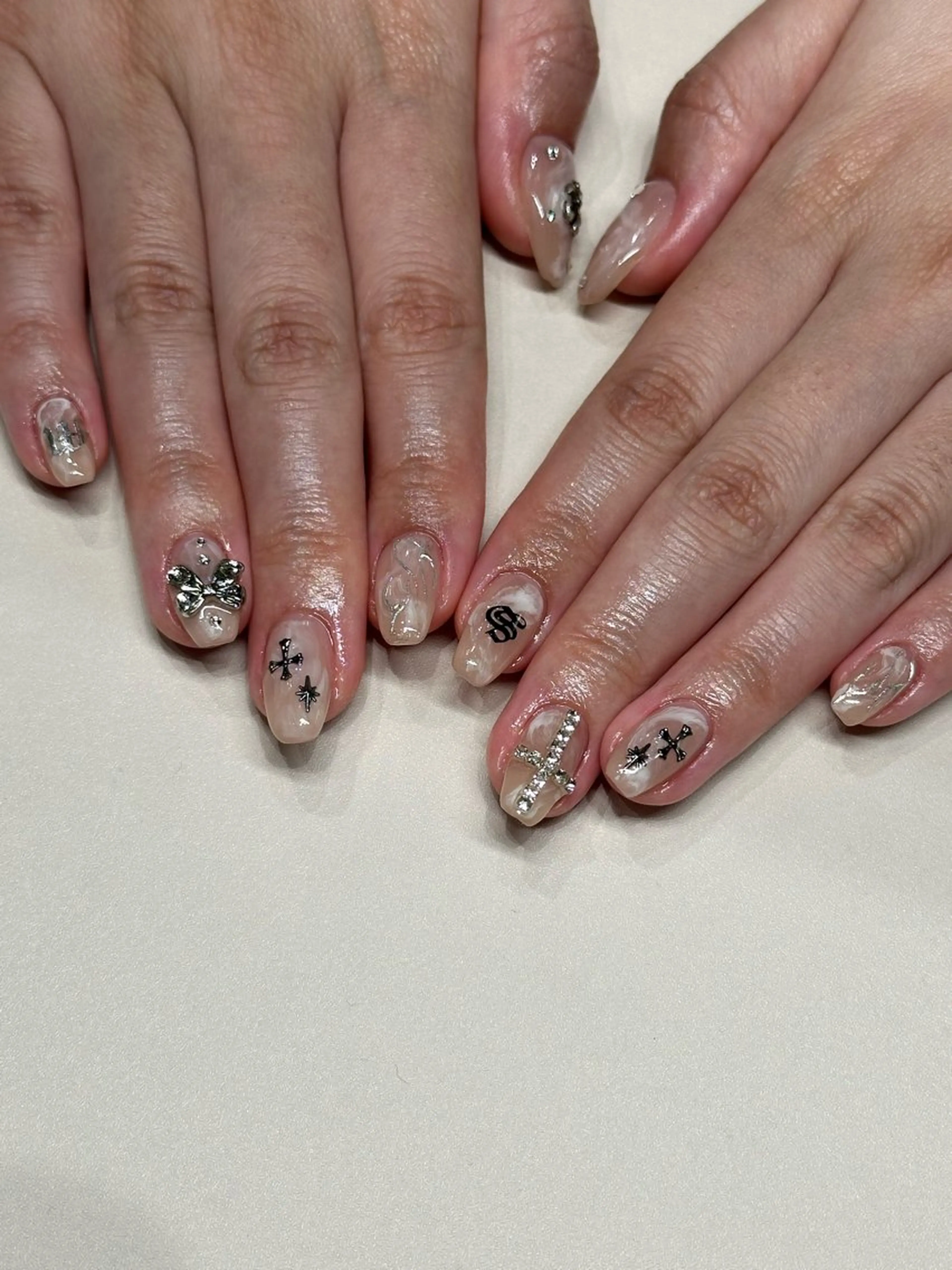 ネイル ハンドネイル 水戸 彩夏のネイルデザイン