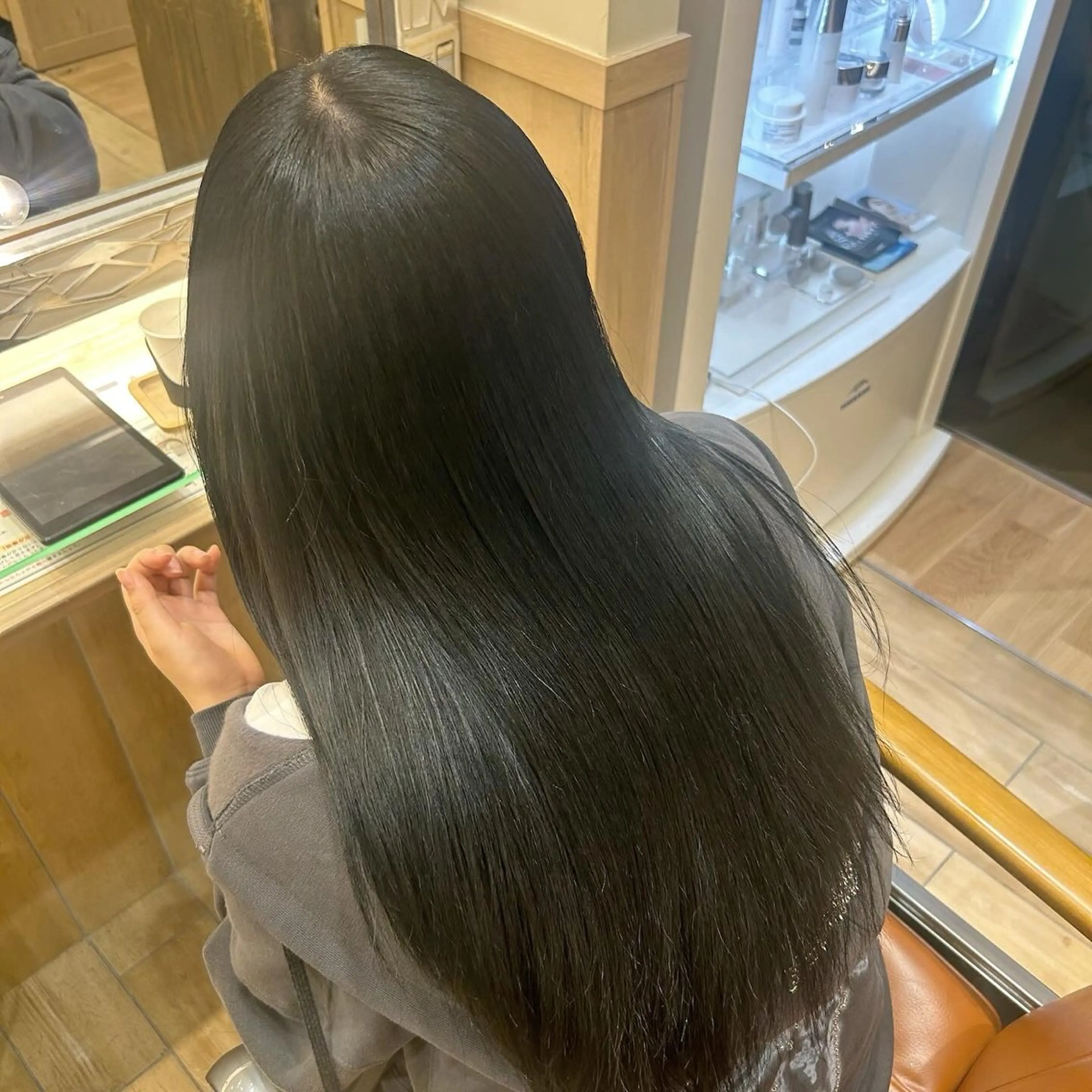 ロング 顔周りレイヤーカット /髪質改善/ゆう🤍のヘアスタイル