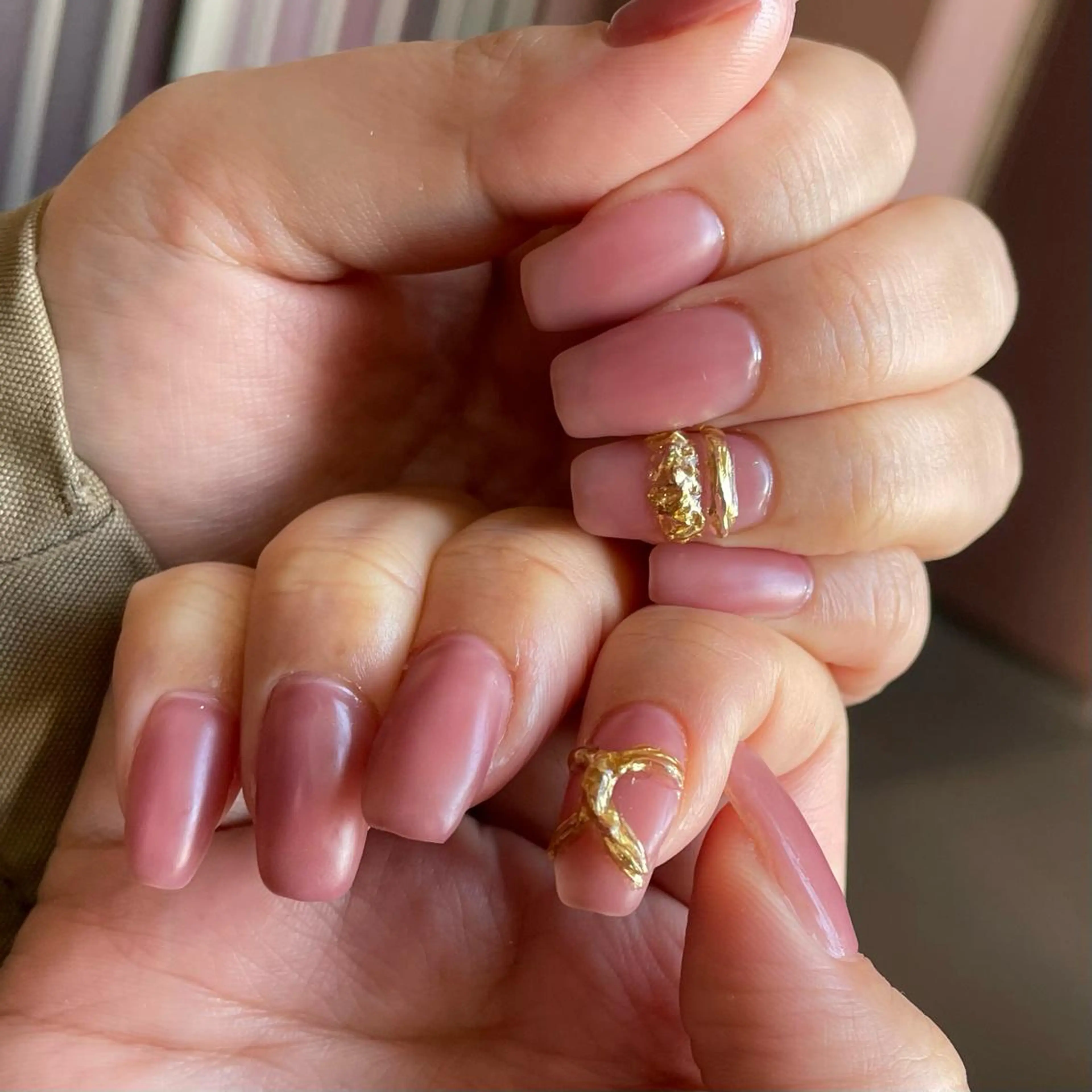 ネイル ミラーネイル 奥園 良恵のネイルデザイン