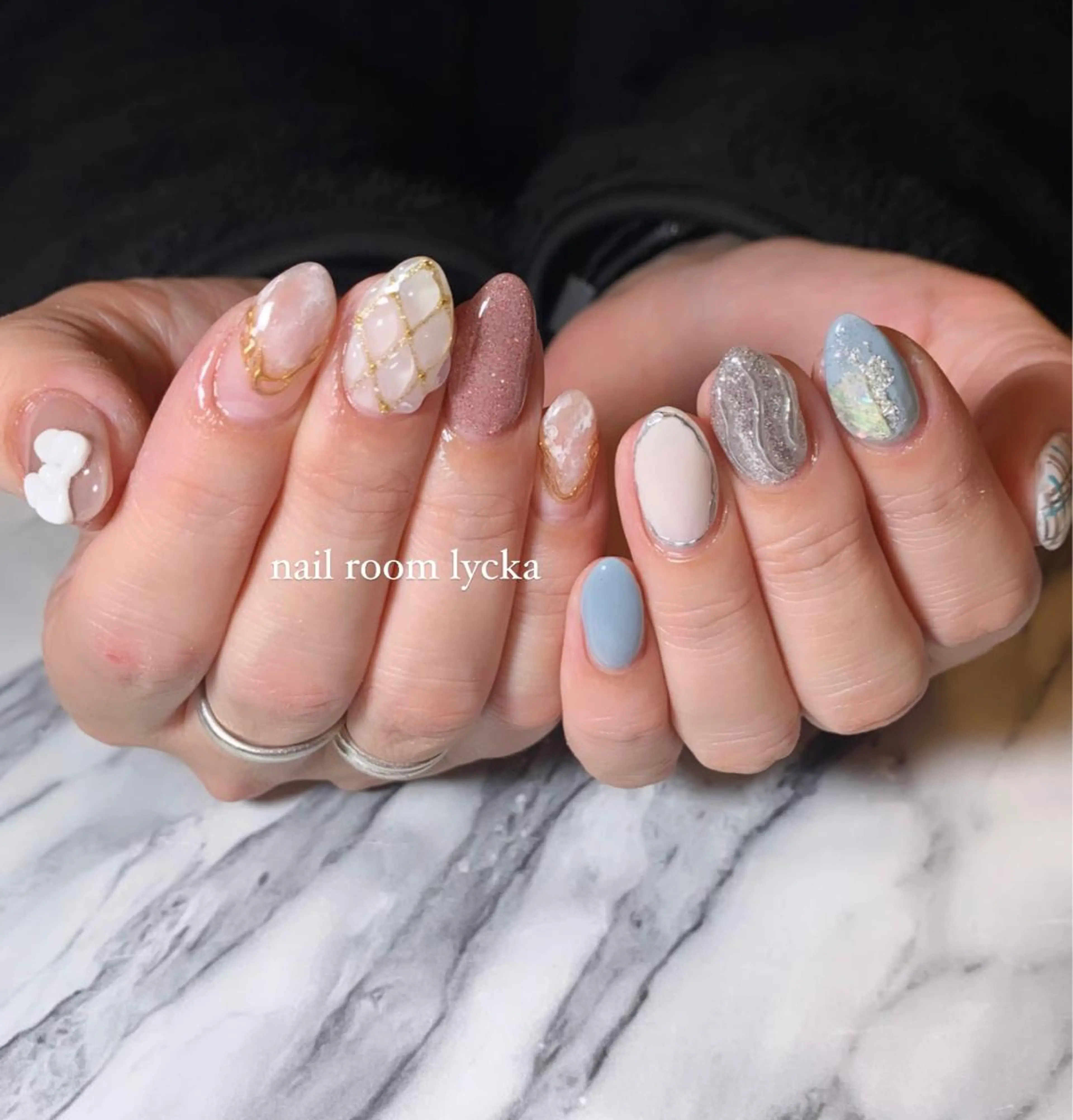 ネイル ﾈｲﾙﾙｰﾑﾘｯｶ 𝐦𝐚𝐲𝐮のネイルデザイン