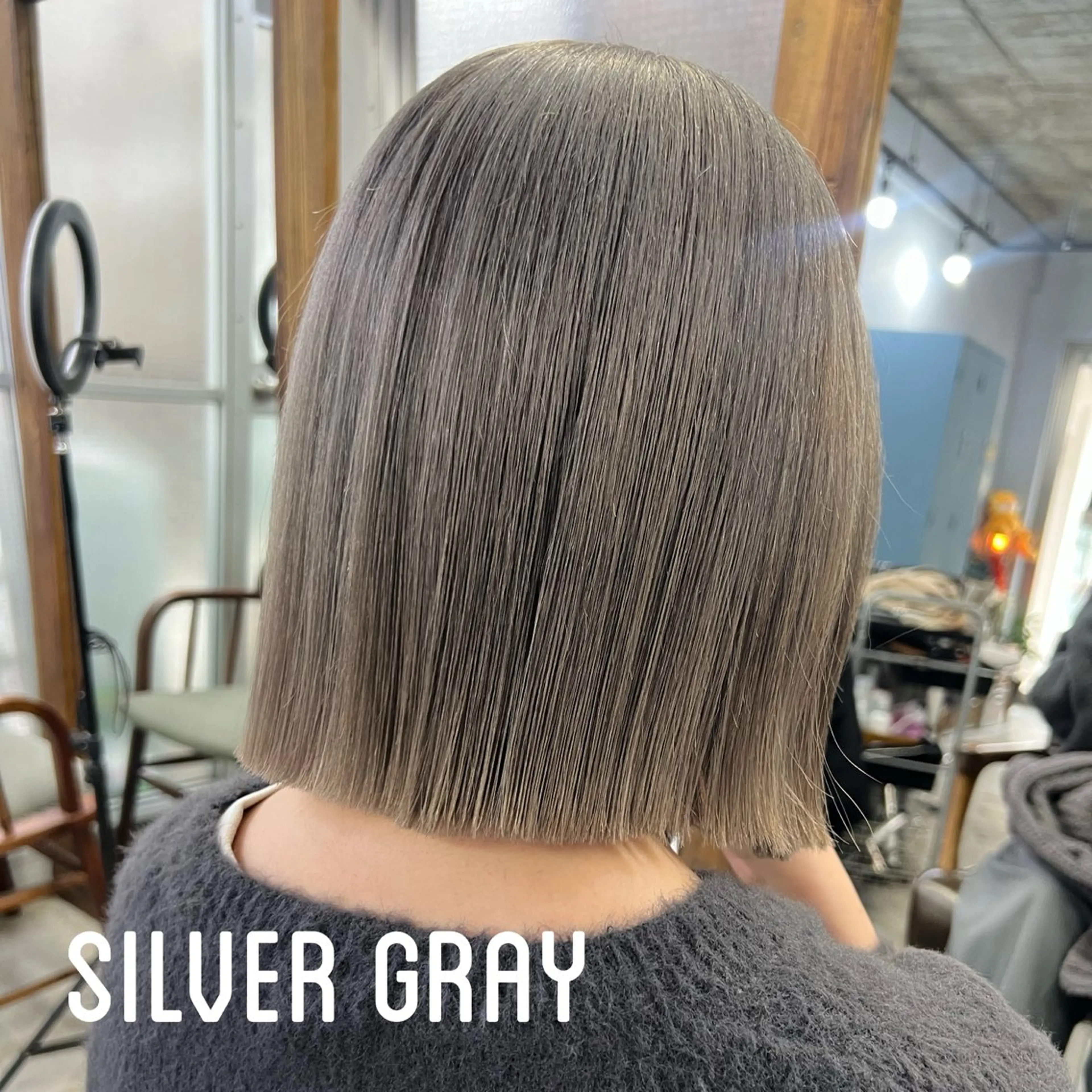 ショート カラー シルバー カット ヘアカラー トリートメント MORNING.所属・ニュアンスカラー YUKAのヘアスタイル