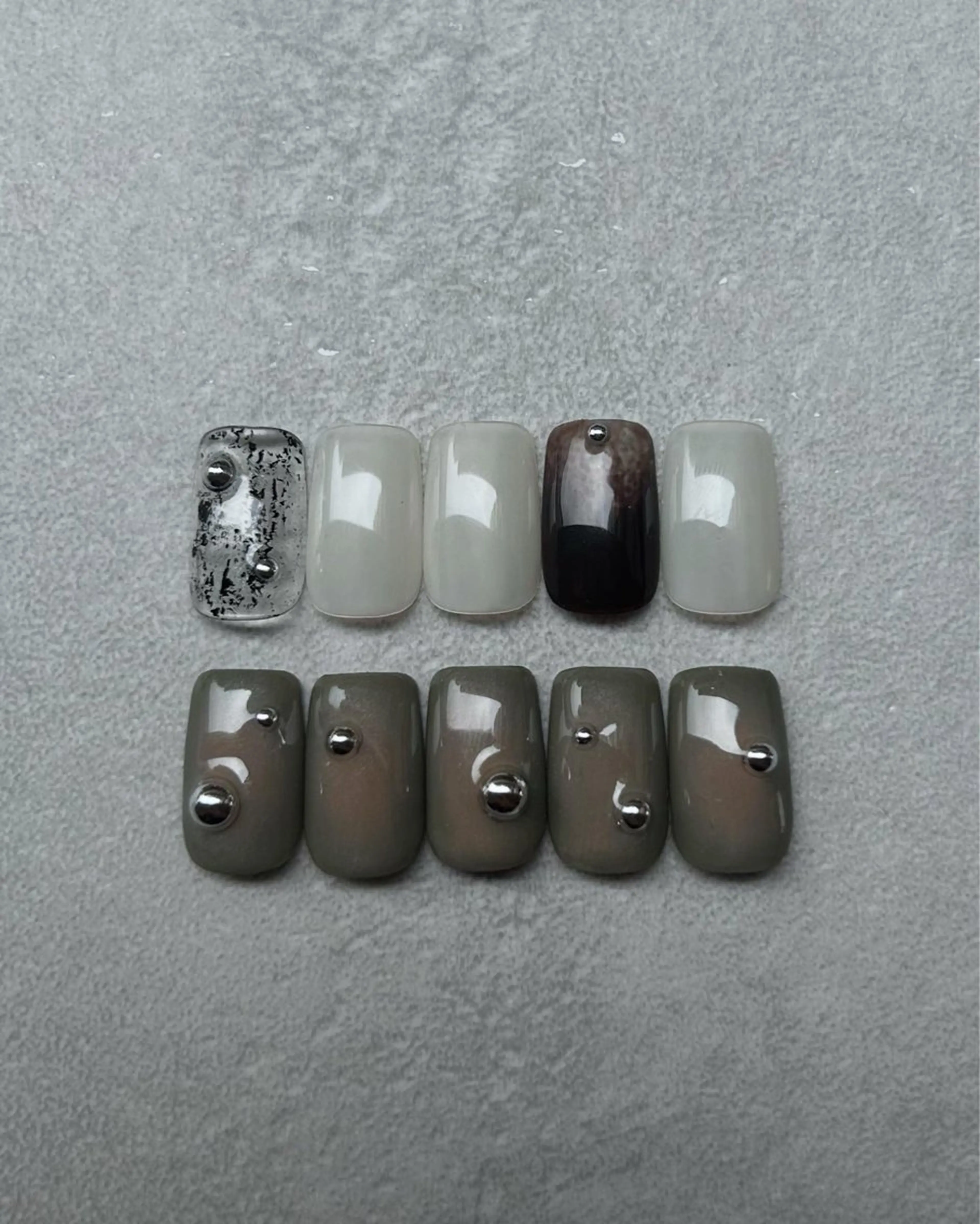 ネイル カジュアル チークネイル ニュアンスネイル オフィスネイル ぷっくりネイル ハンドネイル ハンドケア lyly.nail所属・lylynail YUUKAのネイルデザイン