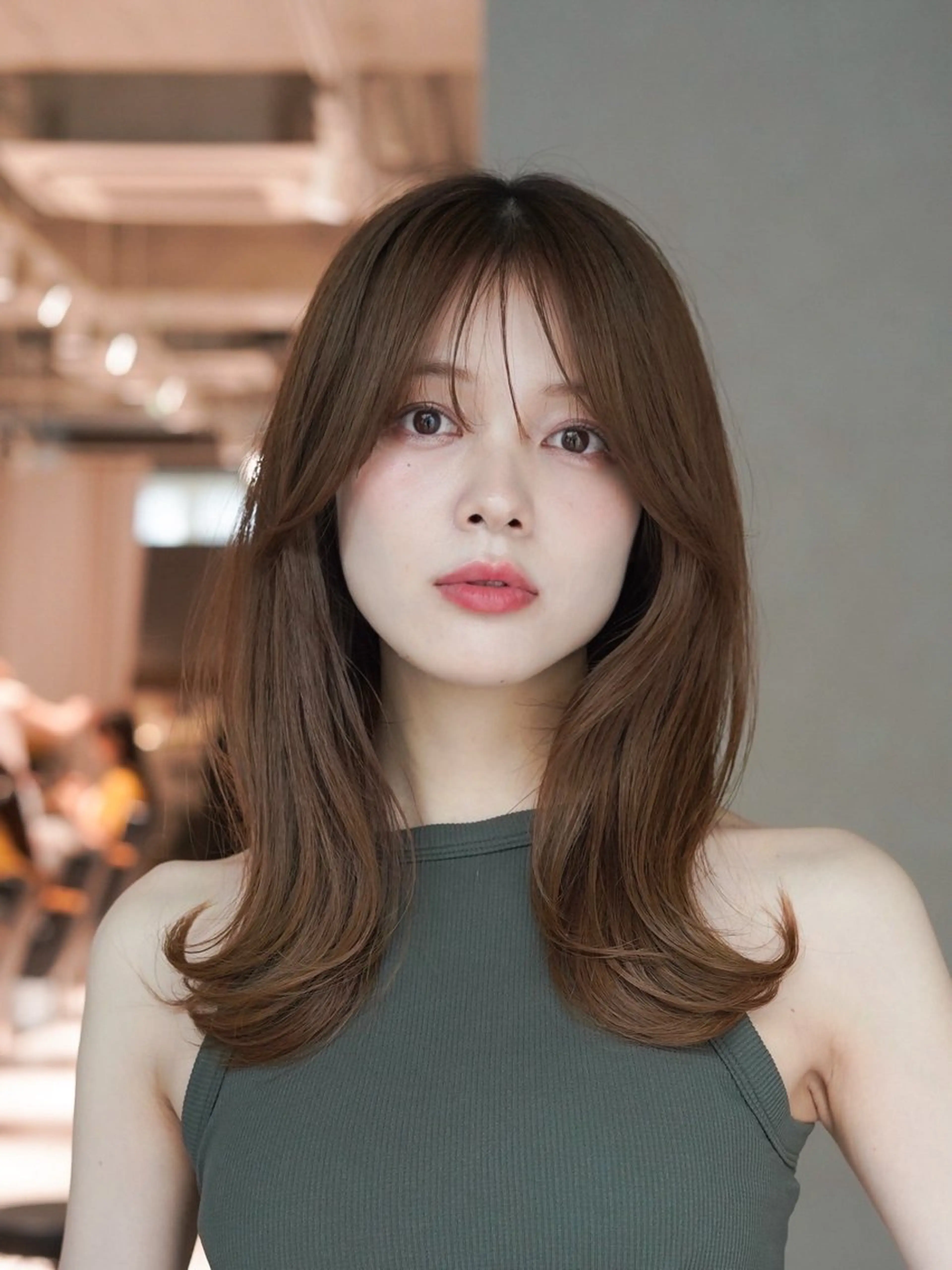 ミディアム レイヤーカット/ くびれヘア佐藤大空のヘアスタイル