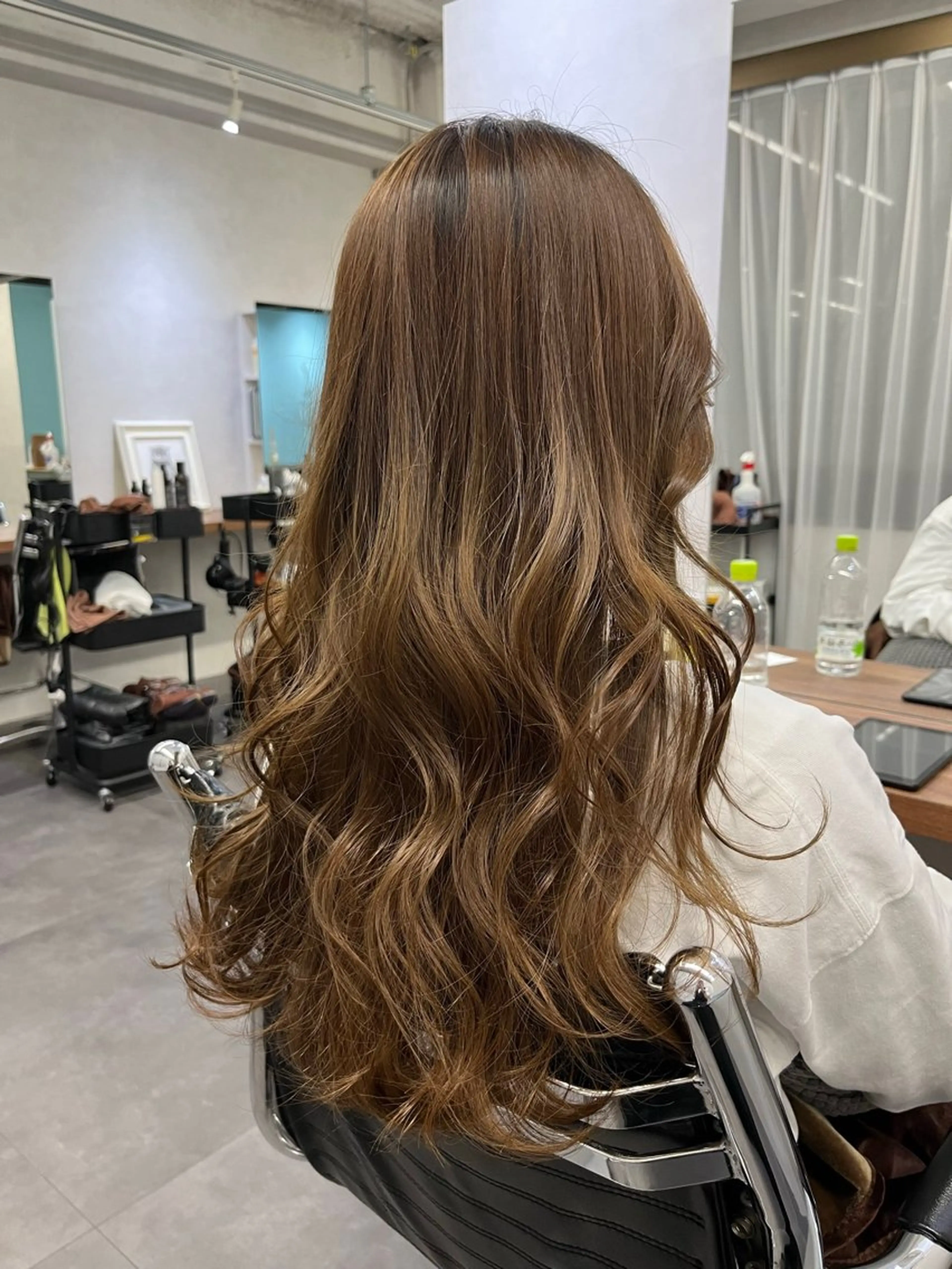 カラー&oggiotto水分補給トリートメント🥣の写真