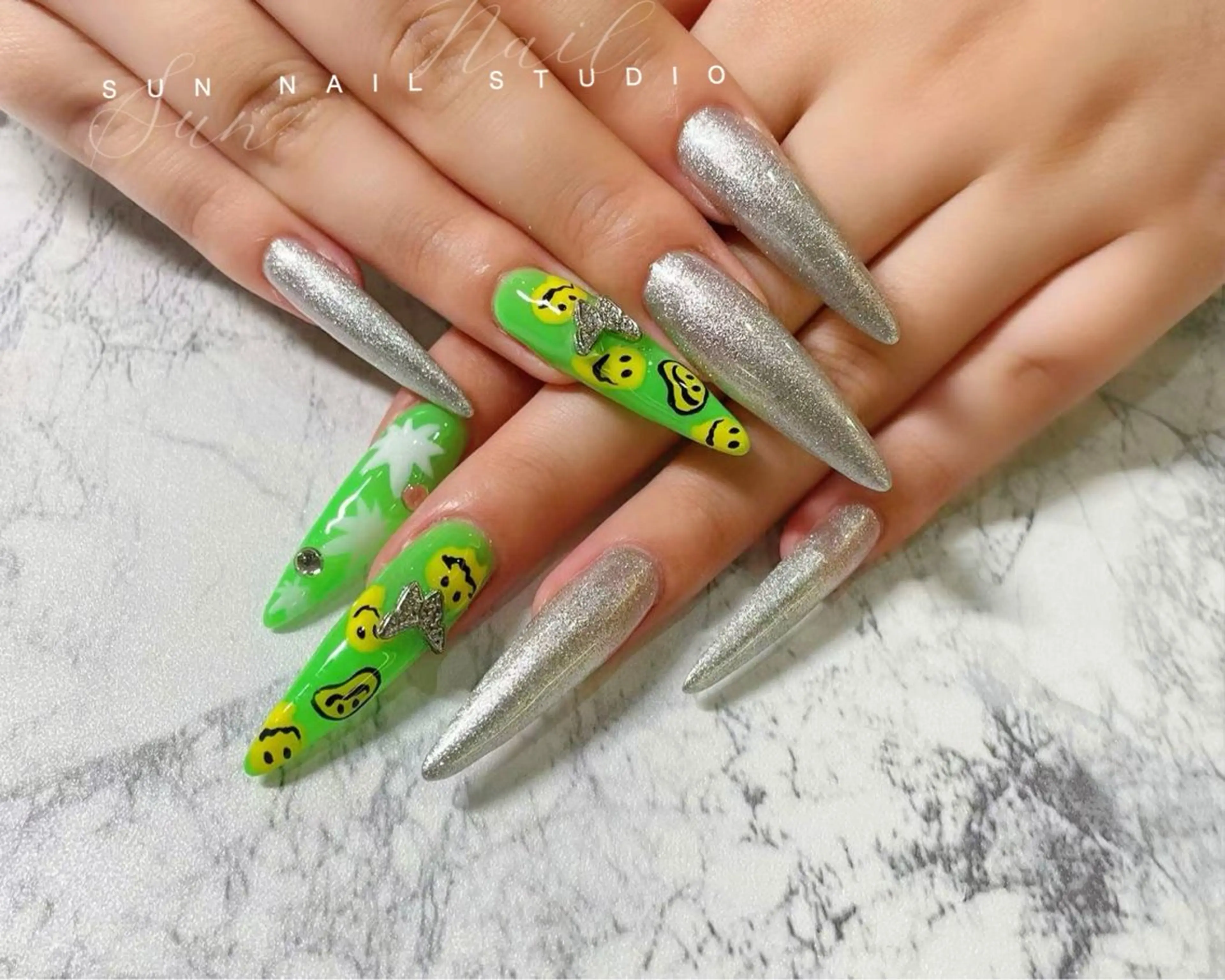 ネイル SUN nail上本町のネイルデザイン
