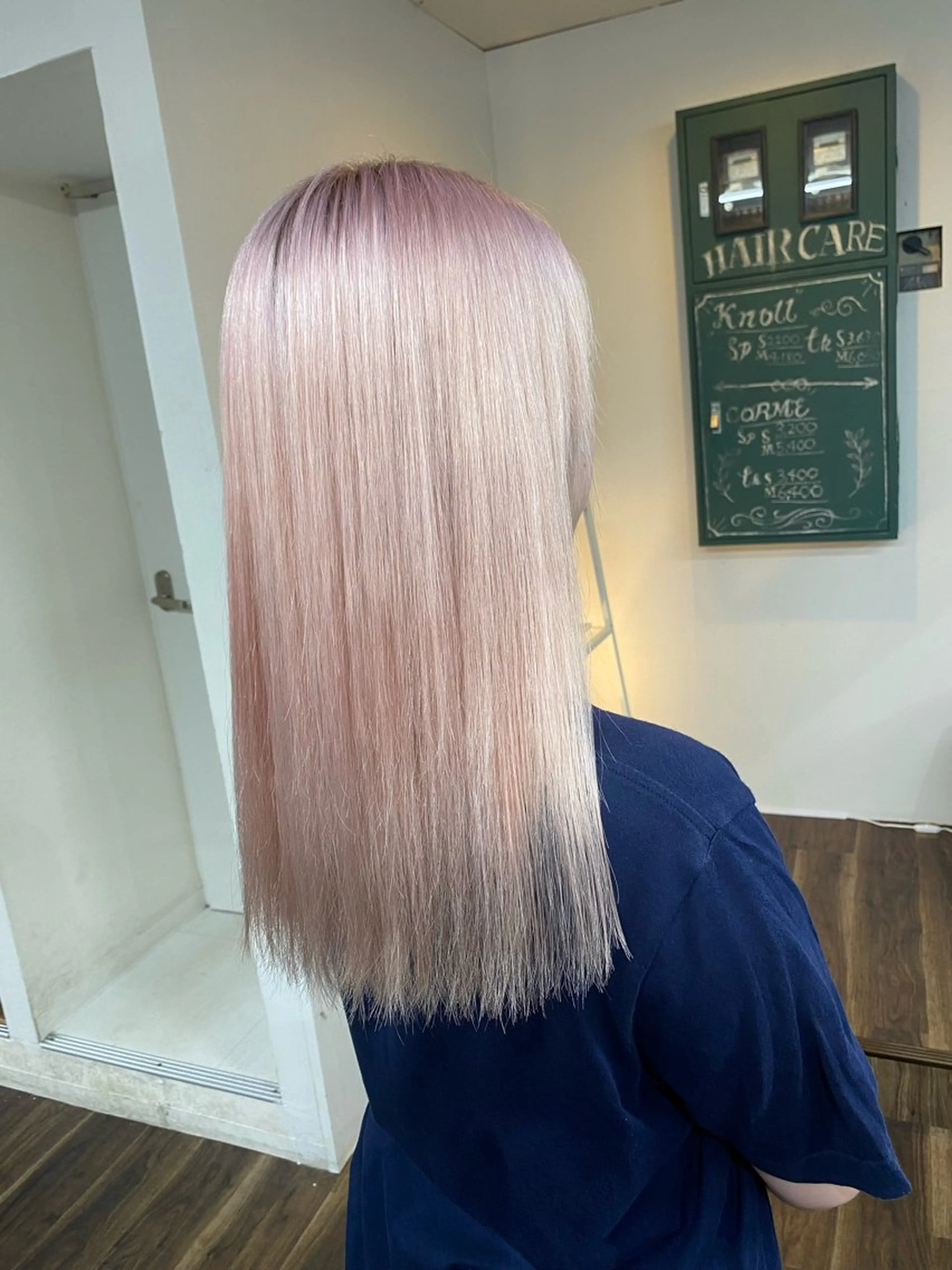 ミディアム カラー ヘアアレンジ 韓国風ヘア ヘアカラー トリートメント 🌟🍒ハイトーン 韓国ヘア/ユウミのヘアスタイル