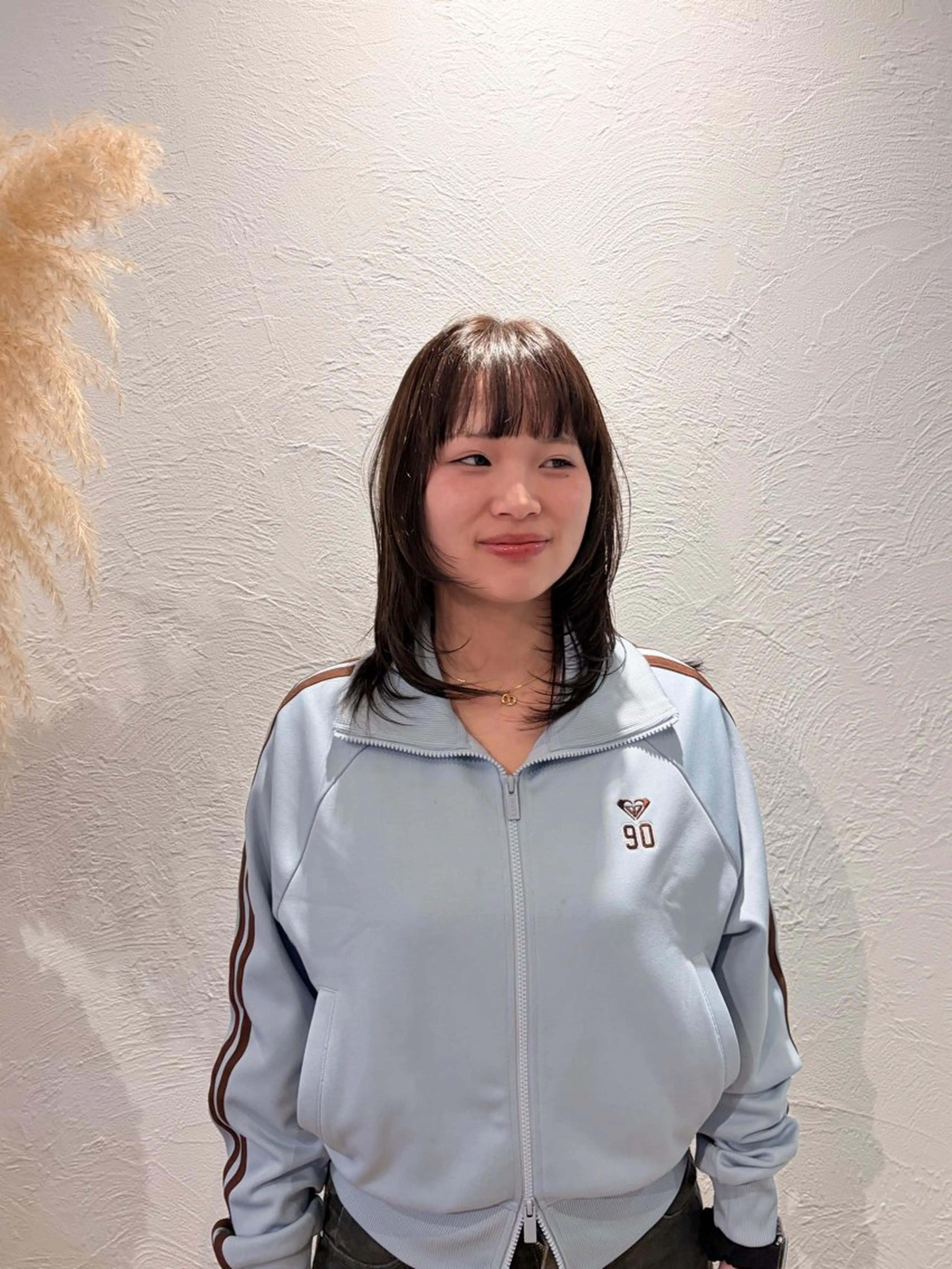 セミロング レイヤーカット コテ巻き風パーマ🫶 竹内七渚のヘアスタイル