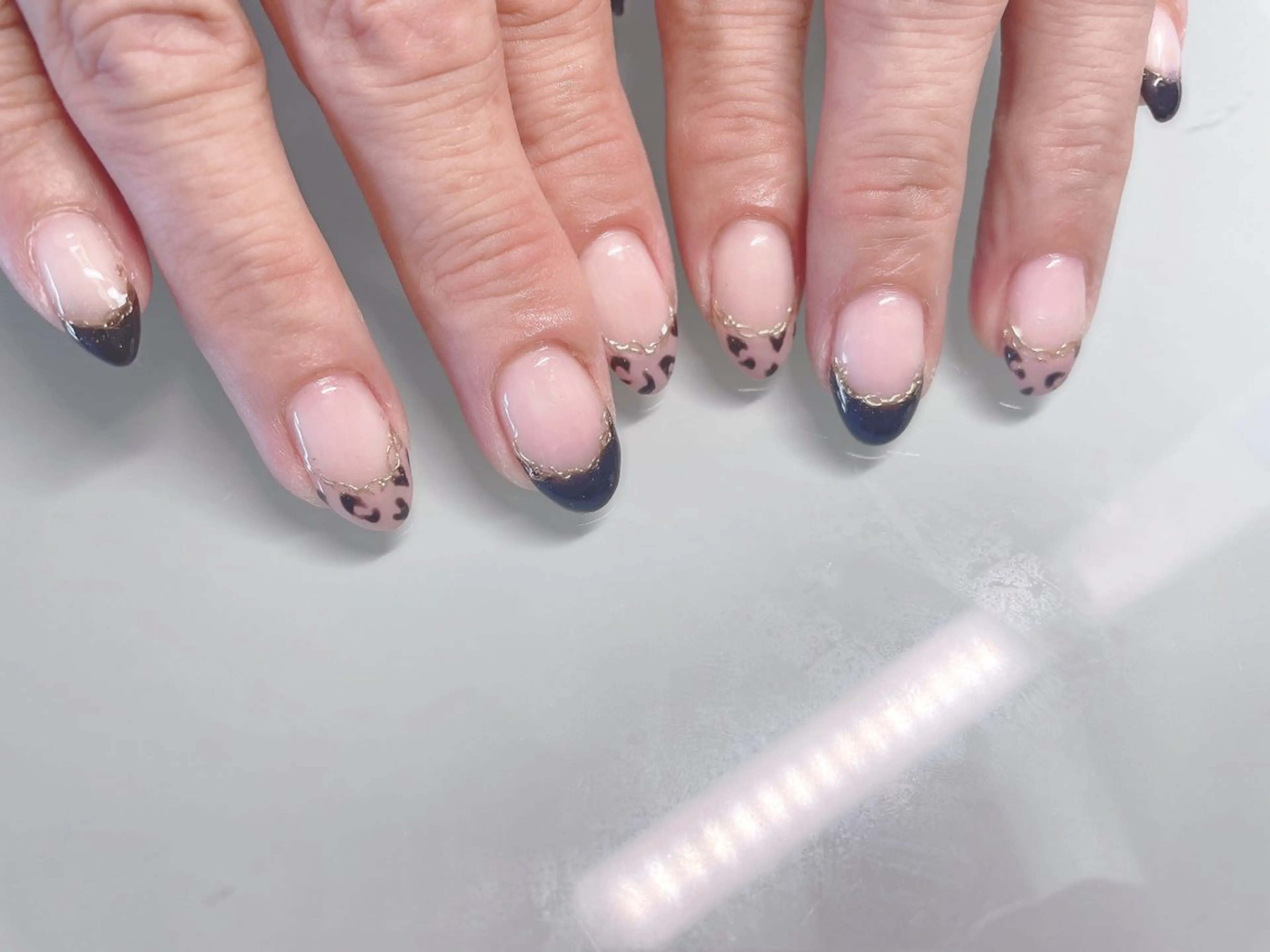 ネイル フレンチネイル nails bunnyのネイルデザイン