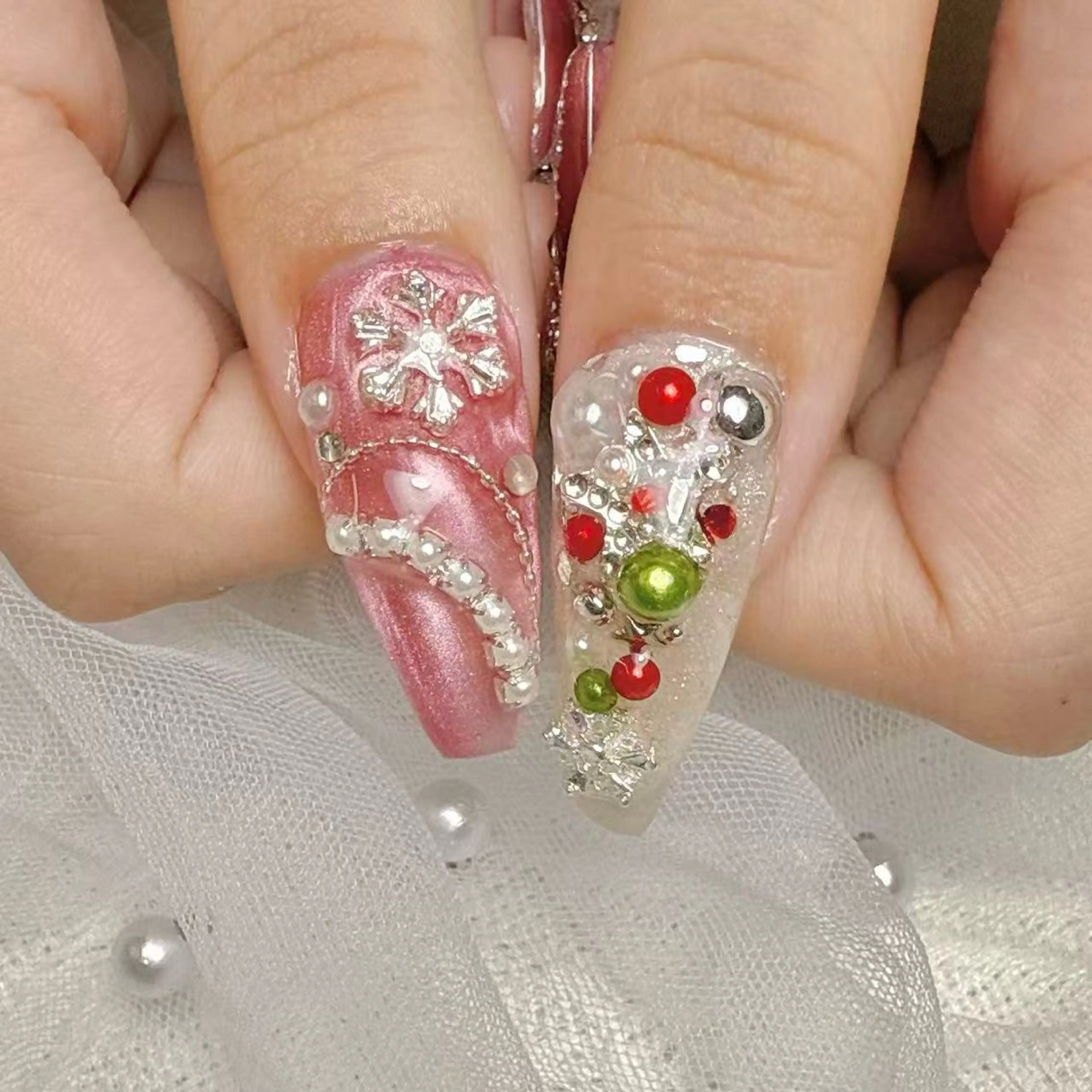 ネイル ジェルネイル 韓国ネイル マグネットネイル 持ち込み ワンカラーネイル ハンドネイル ハンドケア R1🎀Nail💕 池袋東口店のネイルデザイン
