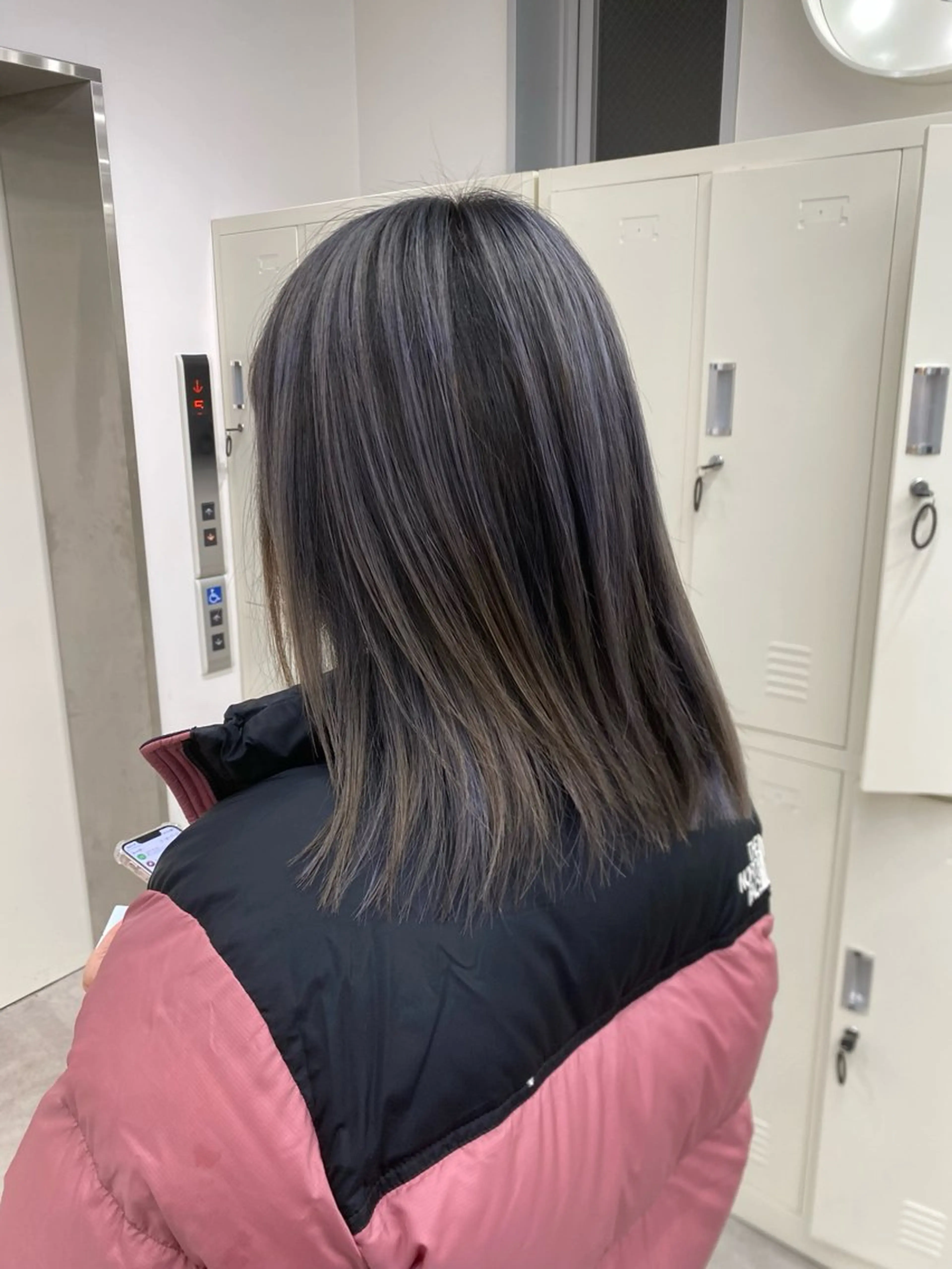 セミロング カット ヘアカラー ウルフ🐺/ボブ ハイトーン🌈/増田のヘアスタイル