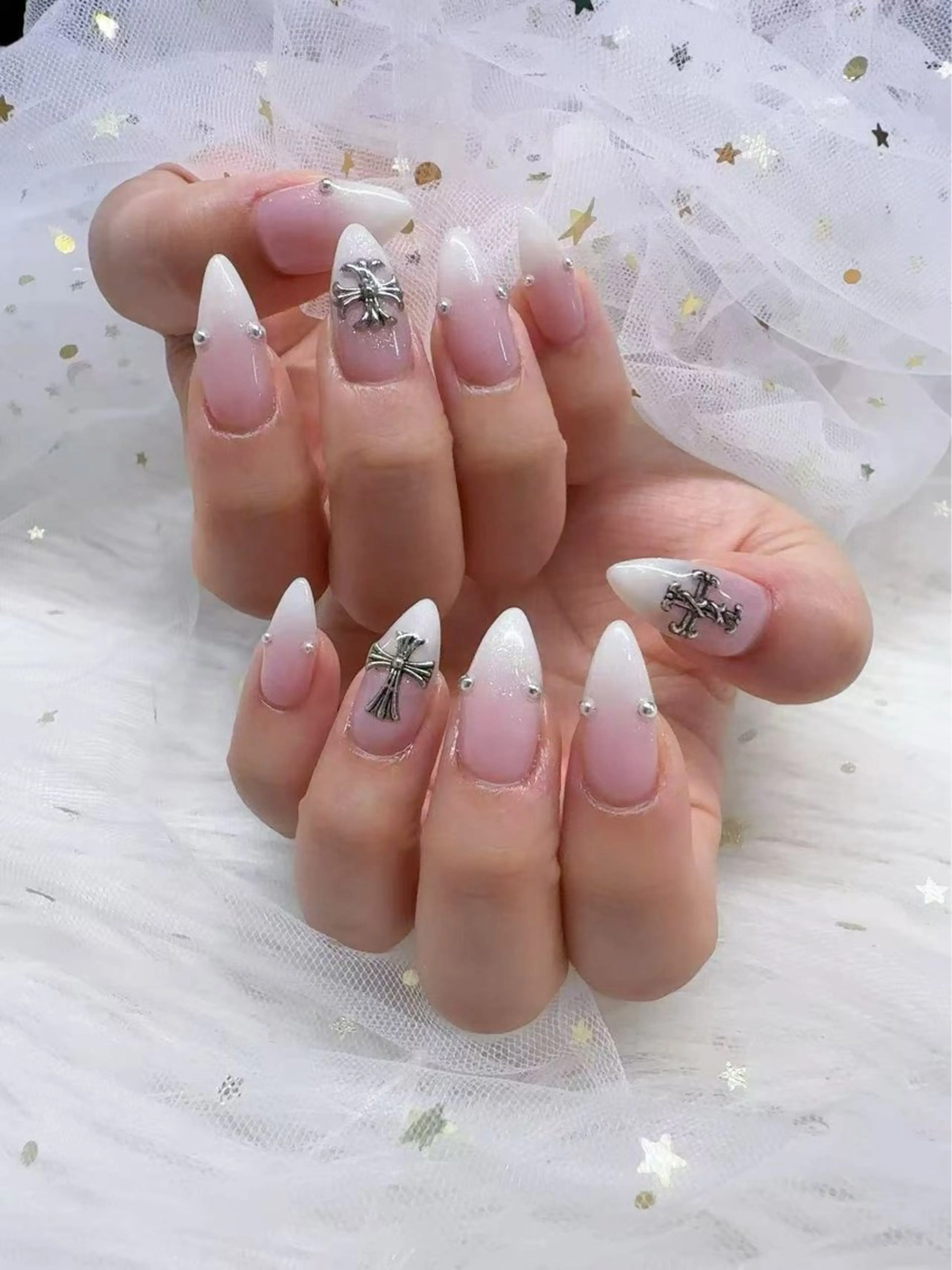 ネイル 伊藤 美雪のネイルデザイン