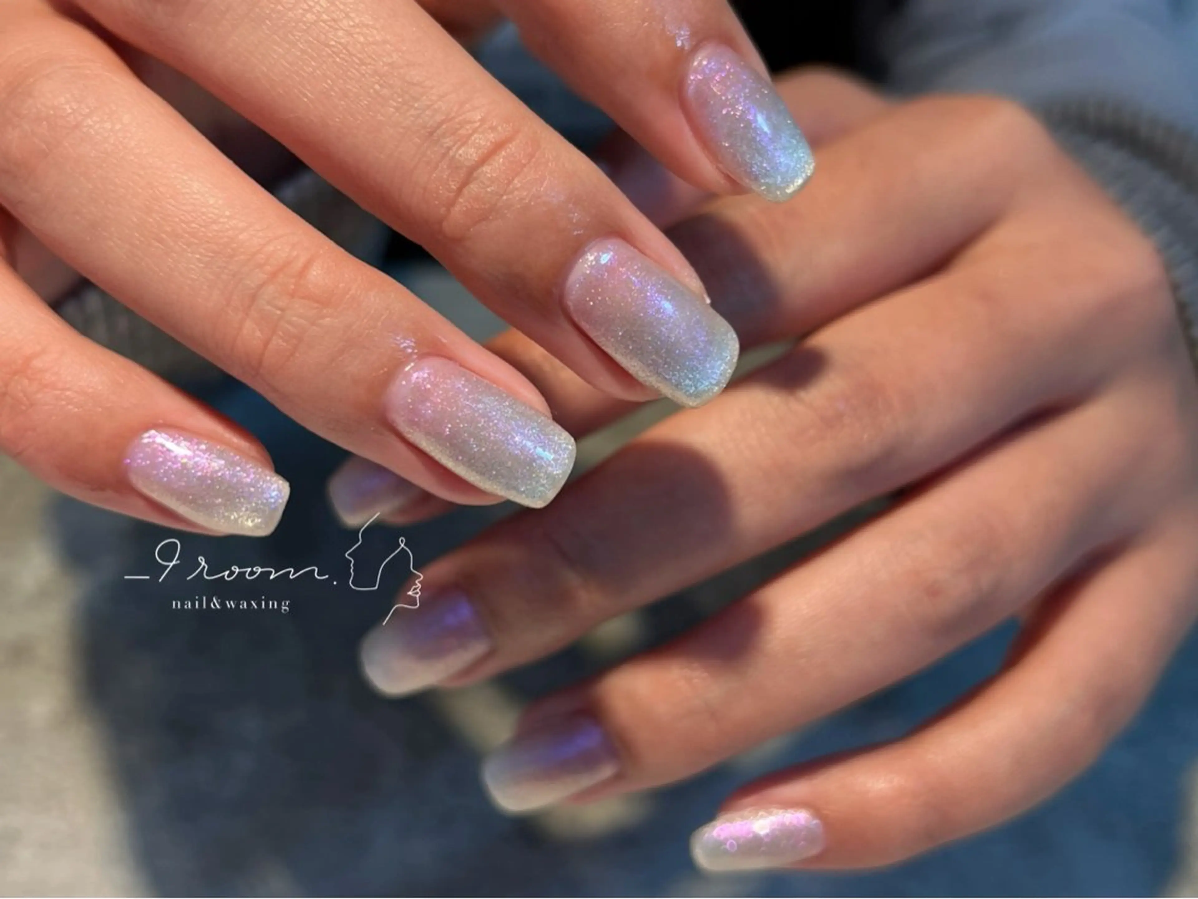 ネイル オーロラネイル マグネットネイル ワンカラーネイル シンプルネイル ハンドネイル _9 room. Yoshimiのネイルデザイン