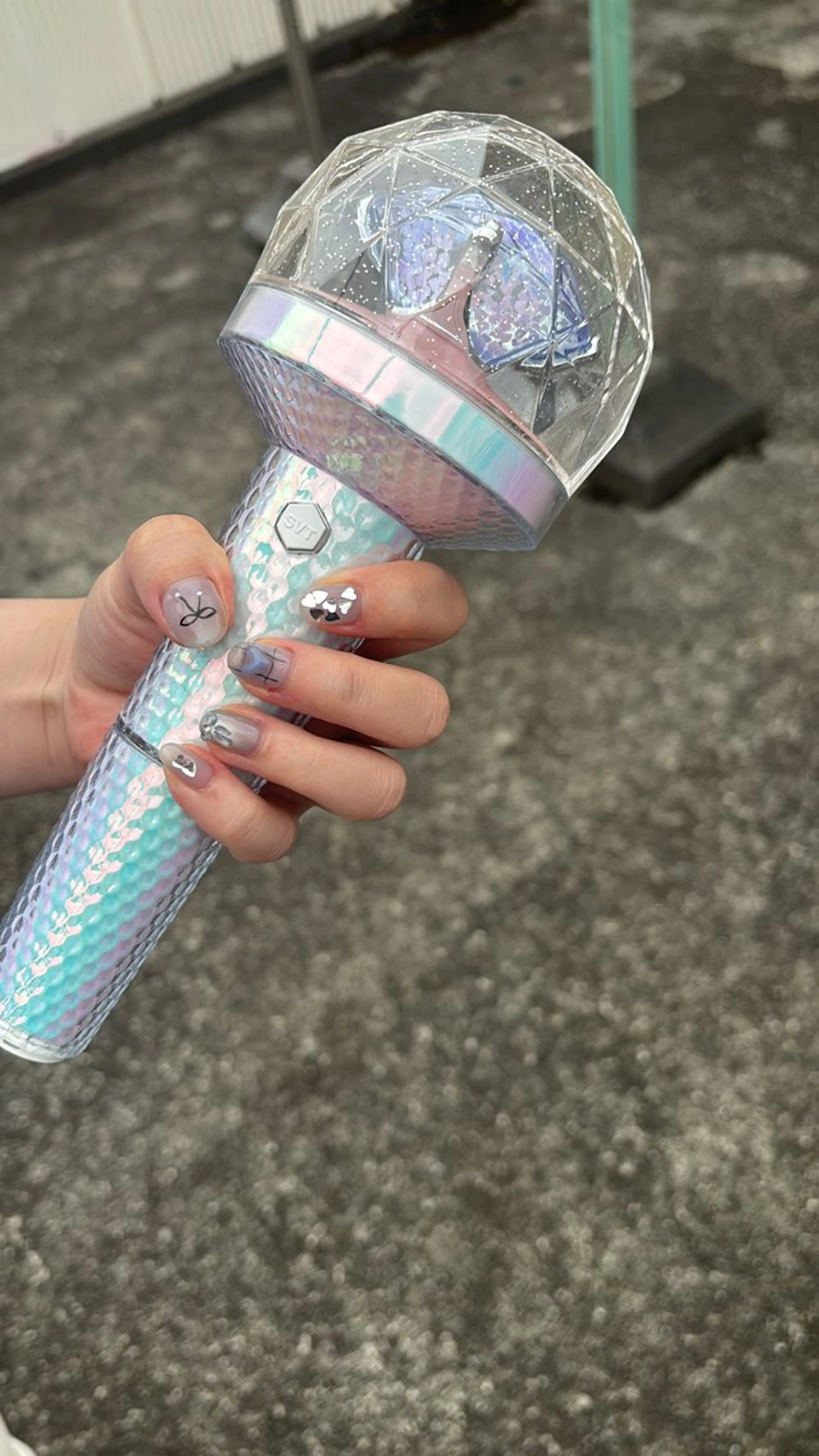 ネイル nailsalon　hue所属・小山 羽奈のネイルデザイン