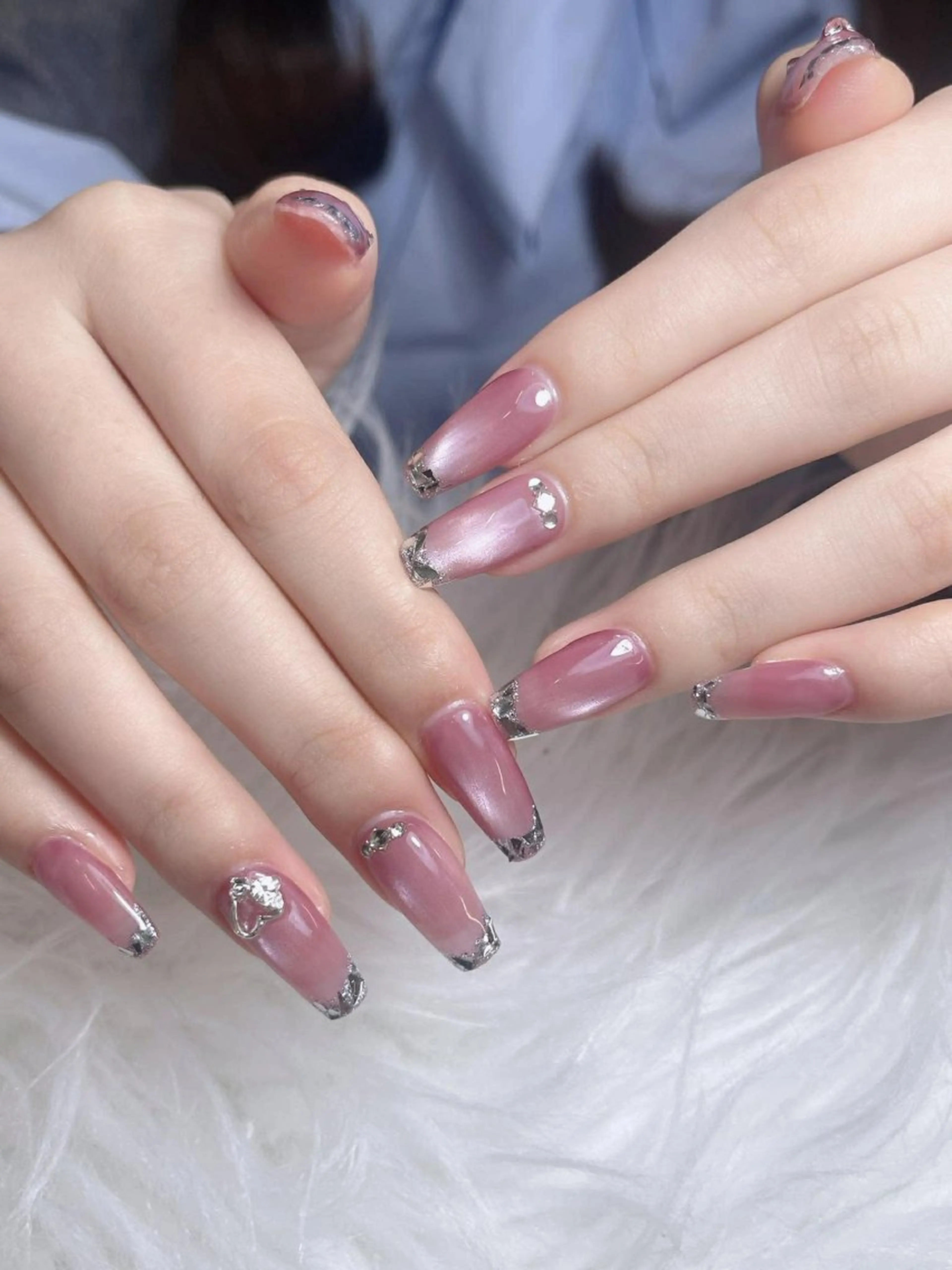 ネイル オーロラネイル チークネイル フットネイル フレンチネイル 韓国ネイル ハンドネイル Lumi Nailのネイルデザイン