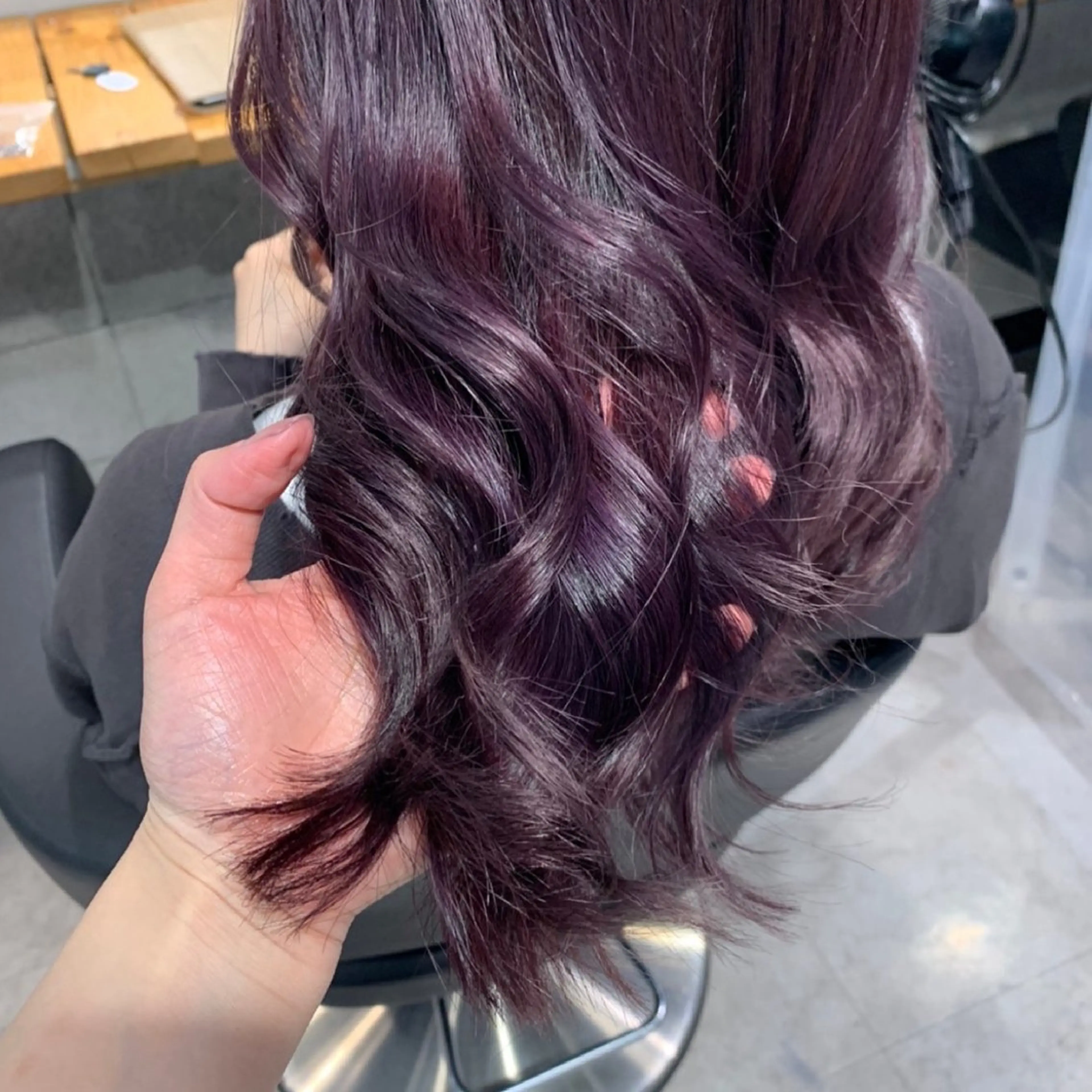 セミロング カラー ヘアカラー トリートメント ヘッドスパ 🦋ハイトーンボブ ショート🦋トシキのヘアスタイル