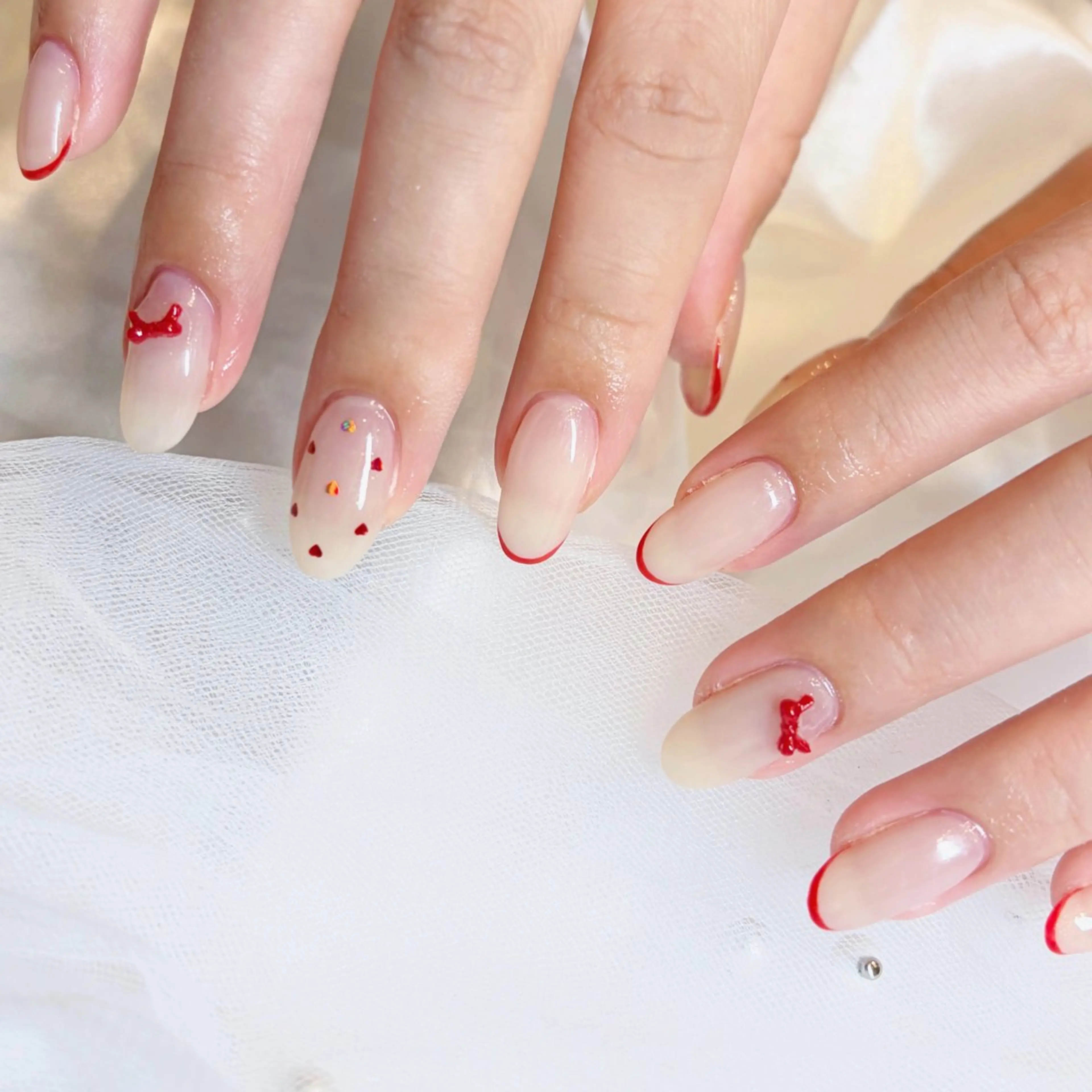 ネイル ドット フレンチネイル ジェルネイル ハート 韓国ネイル ハンドネイル aitas | nanamiのネイルデザイン