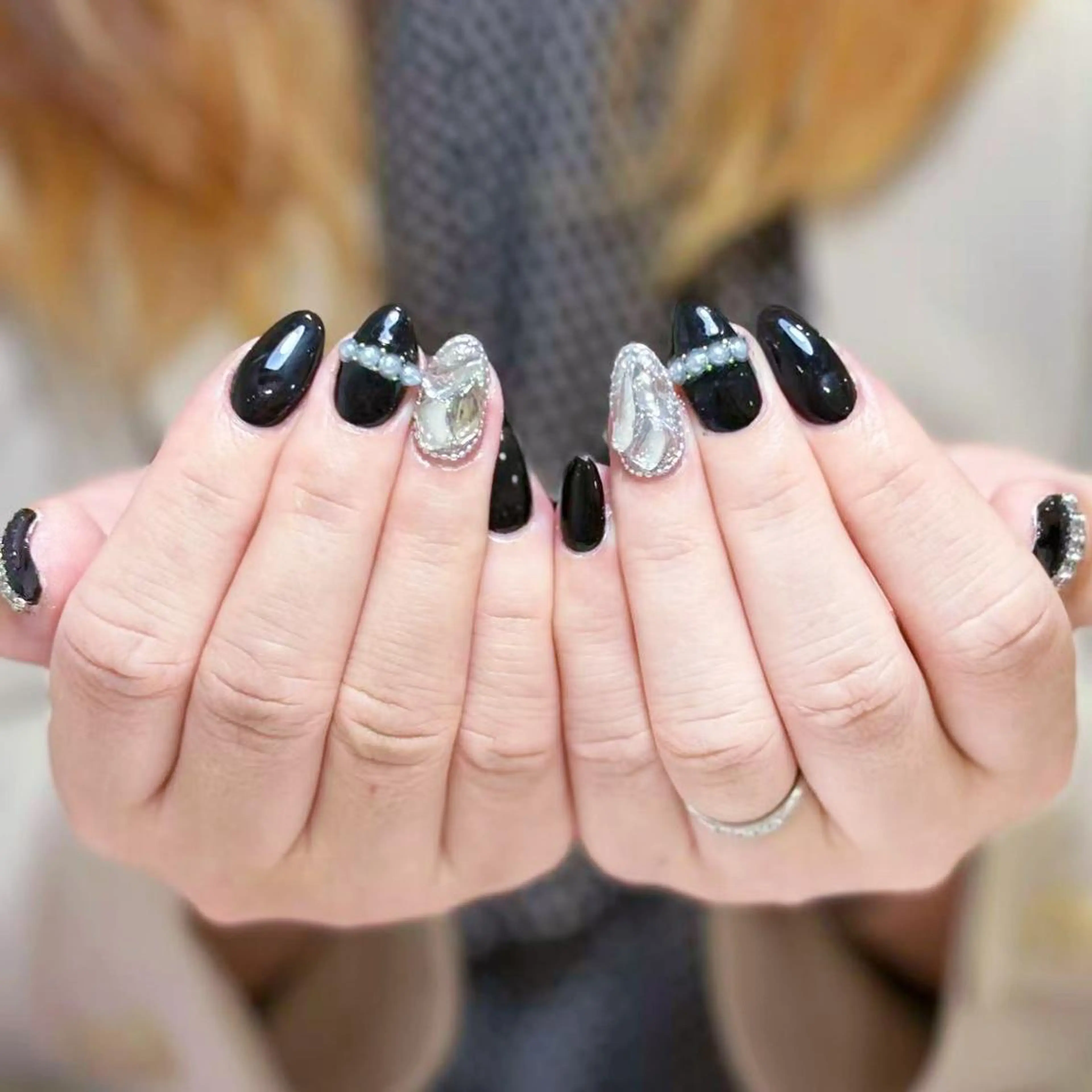 ネイル アートネイル オーロラネイル ガーリー キラキラネイル 韓国ネイル ハンドネイル DIANMOND NAIL🌸のネイルデザイン