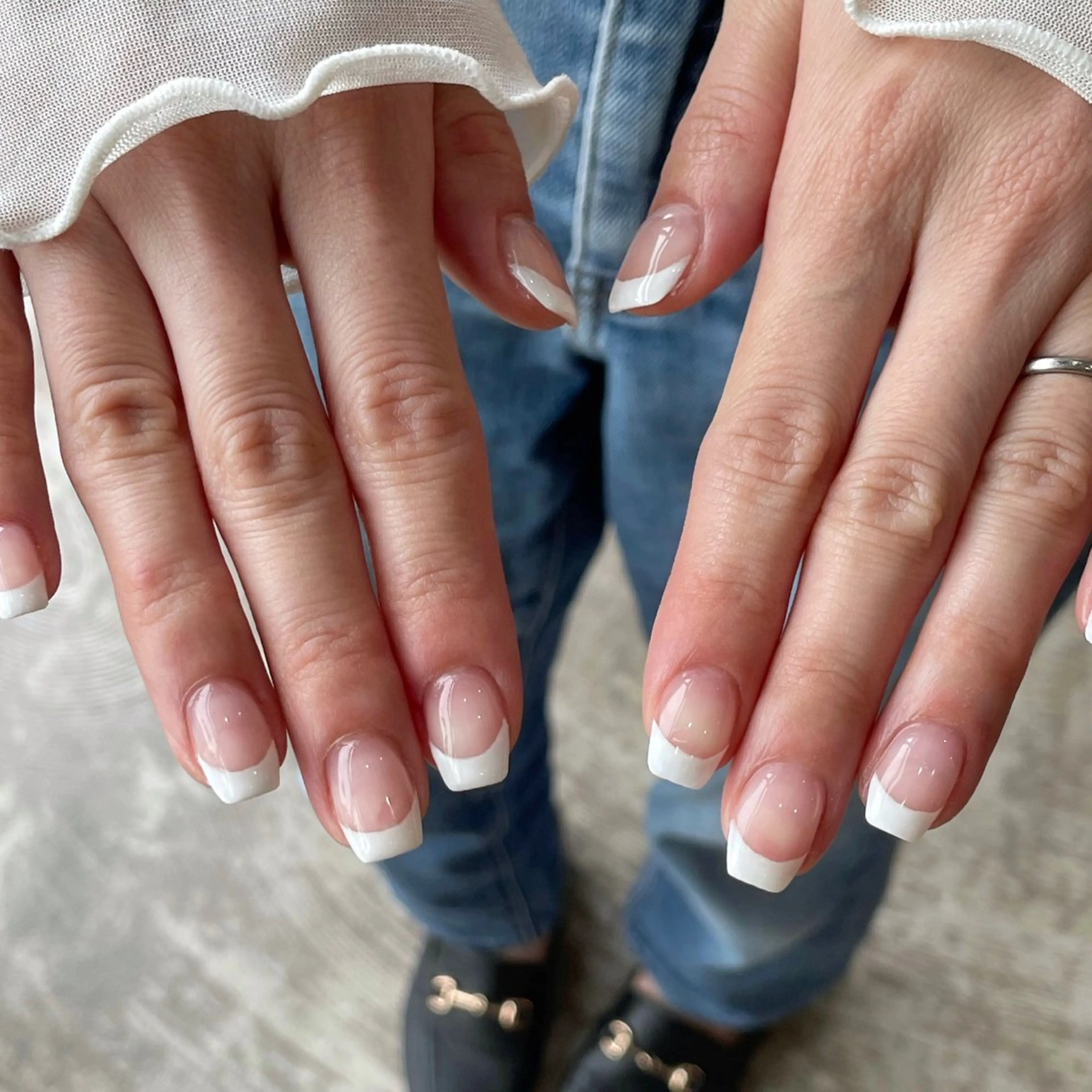 フレンチネイル(オフなし)の写真