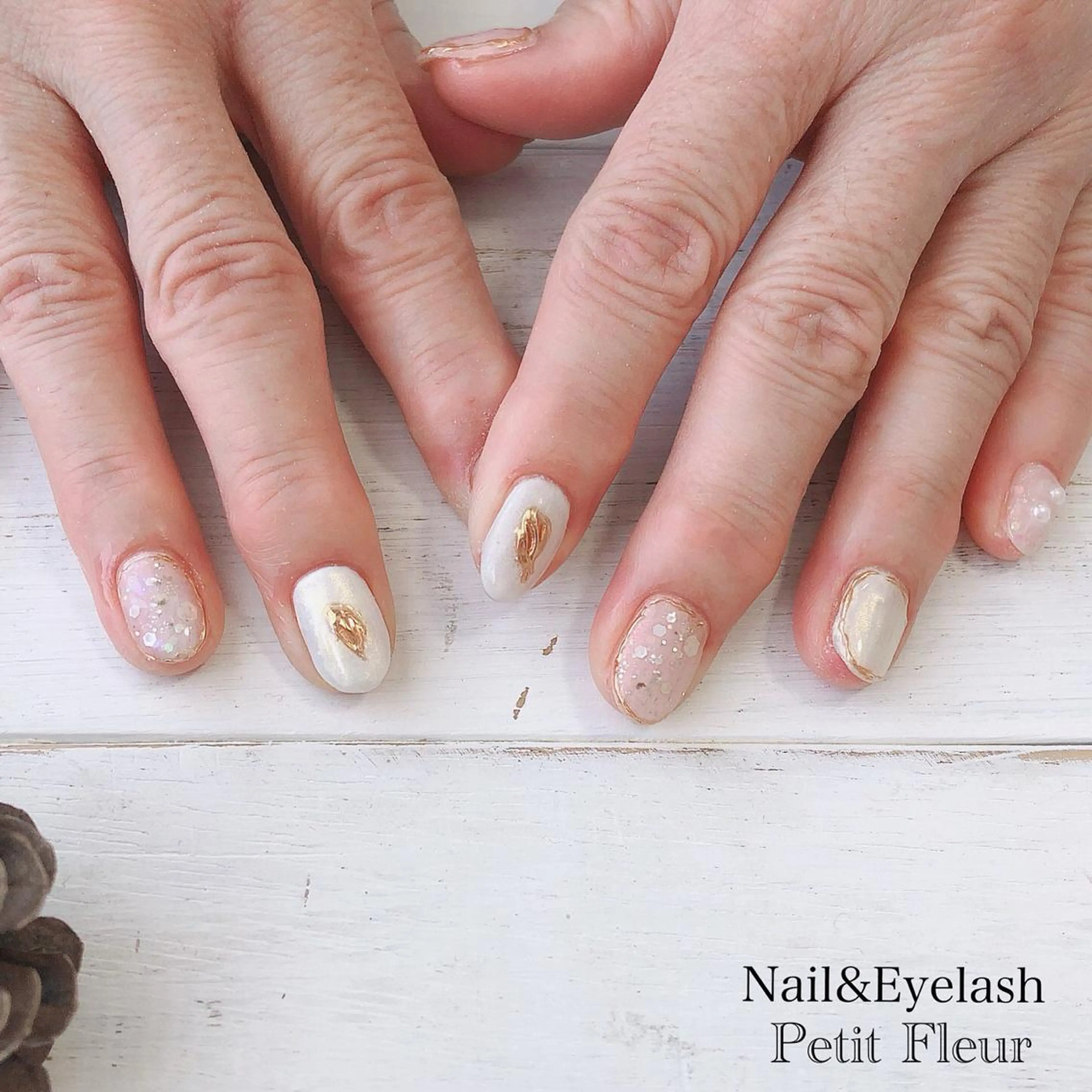 ネイル Petit Fleur所属・青柳 亜梨奈のマツエク・マツパデザイン