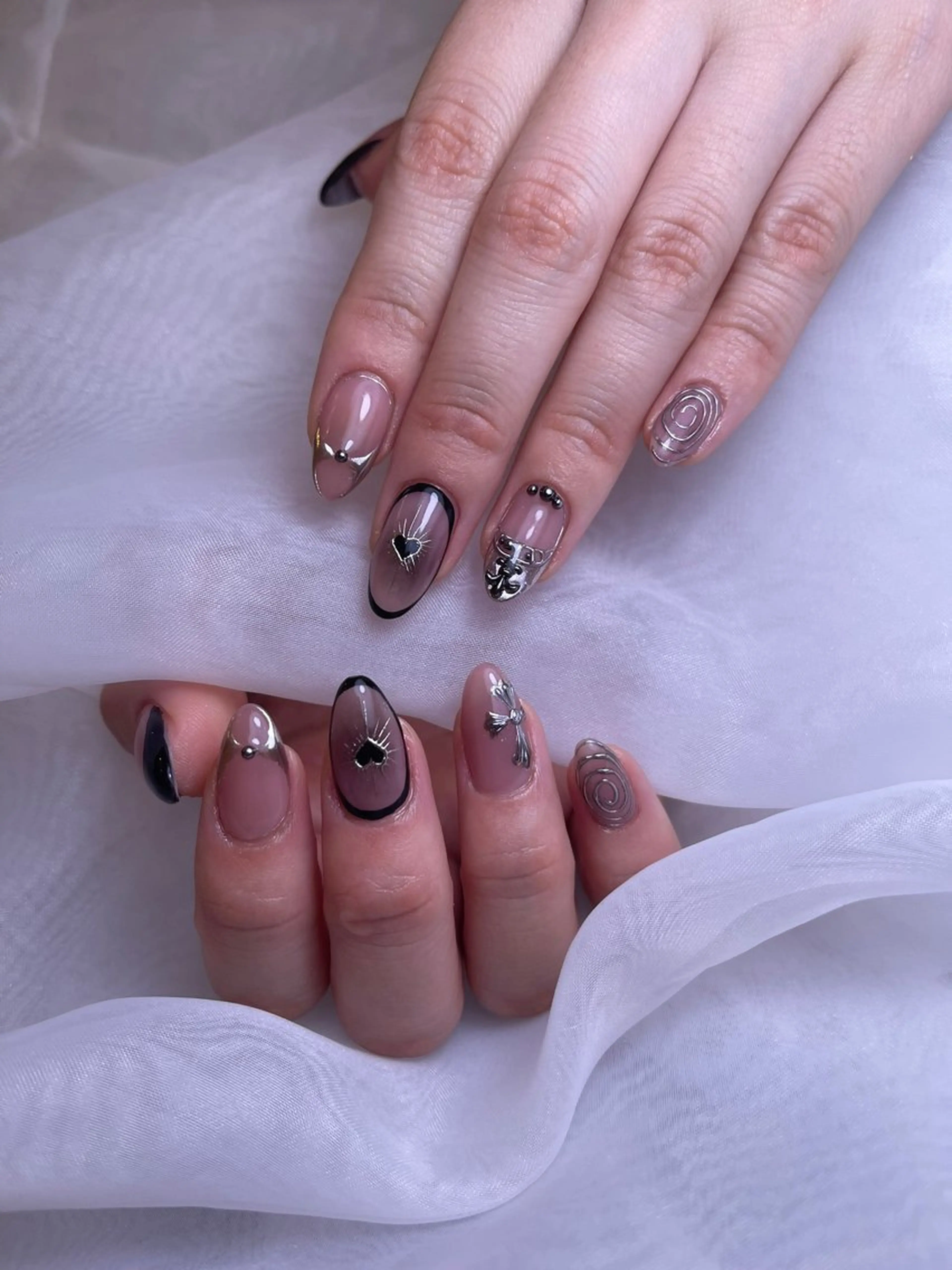 ミディアム nail salon Axia所属・nail salon Axiaのネイルデザイン