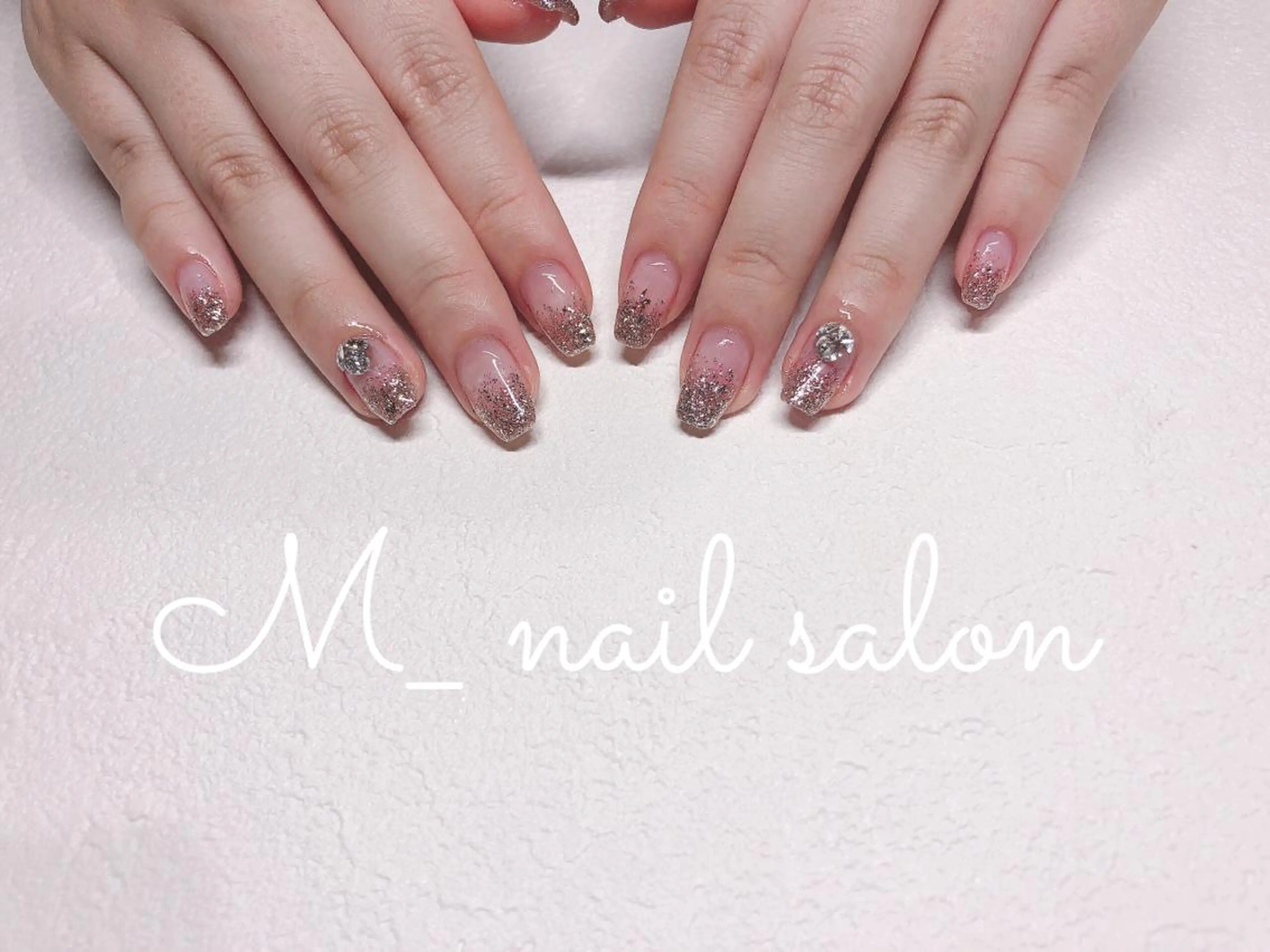 ネイル ジェルネイル ラメ(グリッター) ラメグラデーション パラジェル M_nail salon所属・M_ nail salonのネイルデザイン