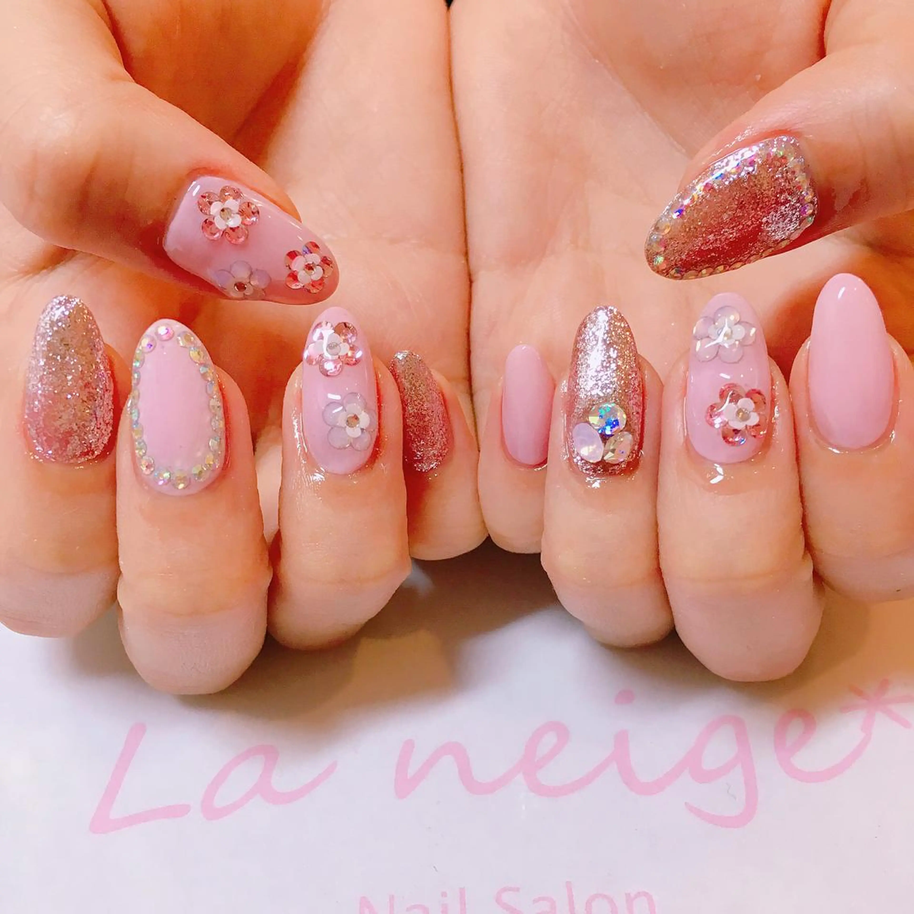 ネイル La neige* yuki 🥯🍑のネイルデザイン