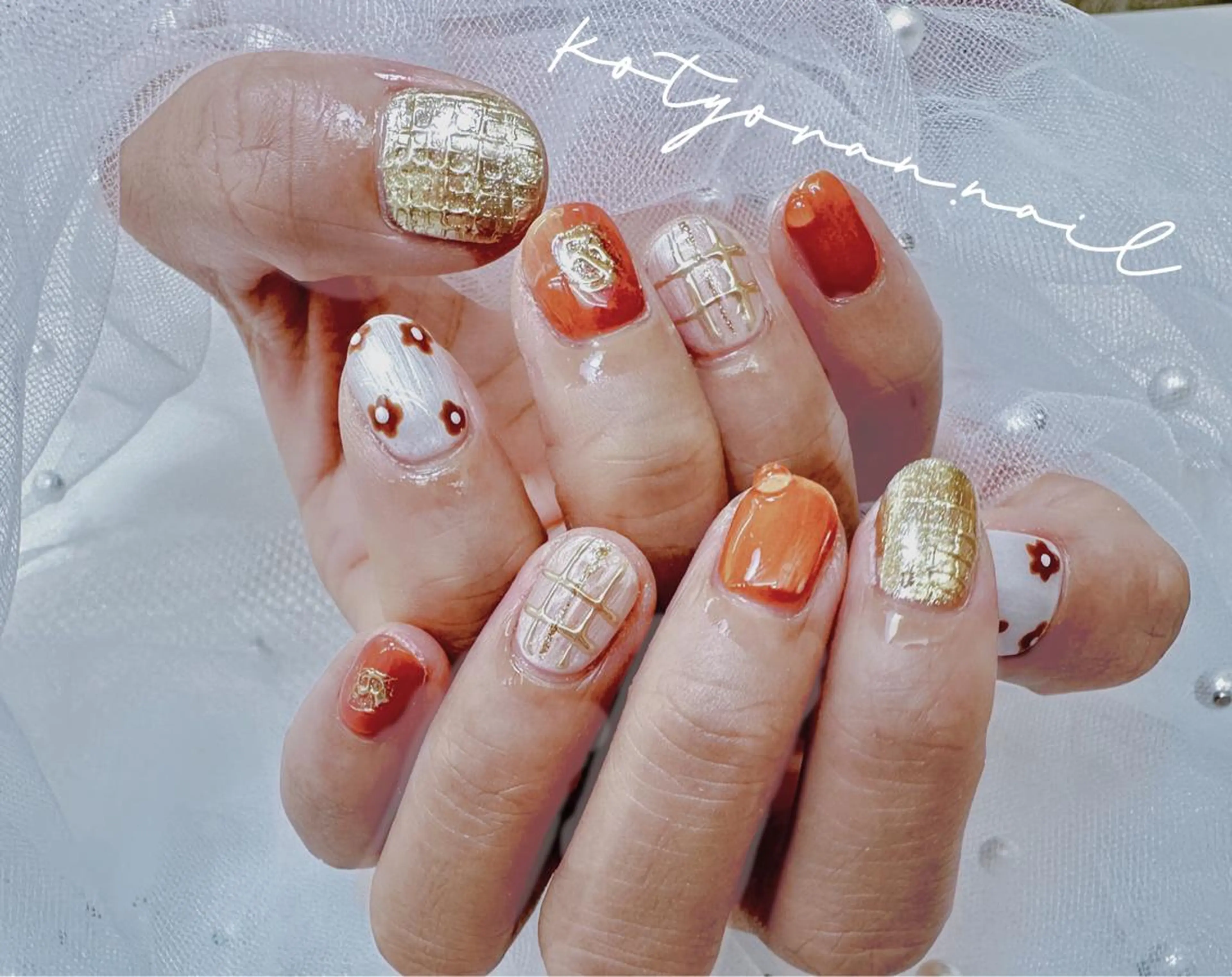 ネイル ハンドネイル モナ& ミユのネイルデザイン