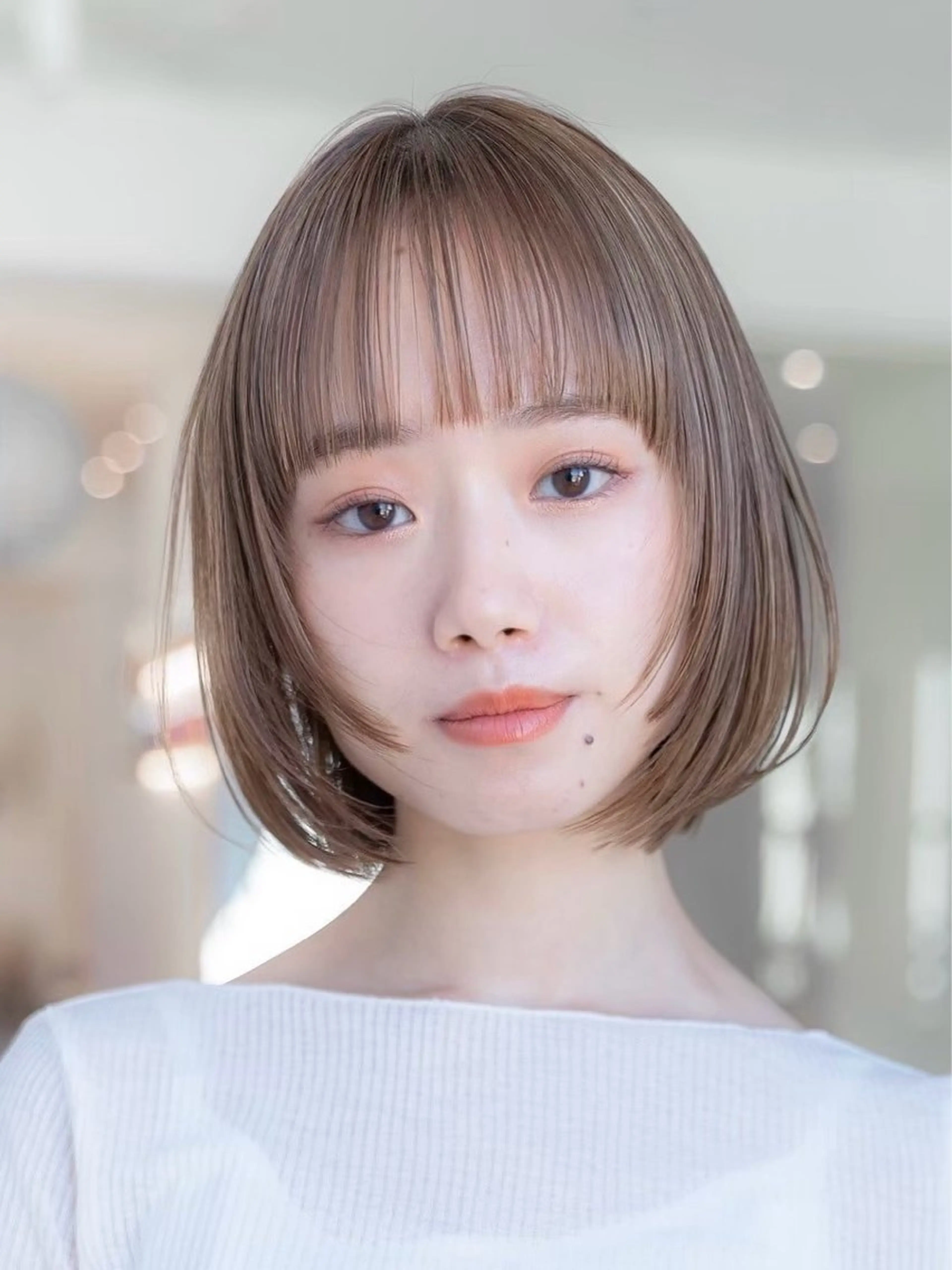 セミロング カラー ベージュカラー ブリーチ レイヤーカット カット ヘアカラー トリートメント レイヤー/ハッシュ 渋谷/サッタのヘアスタイル