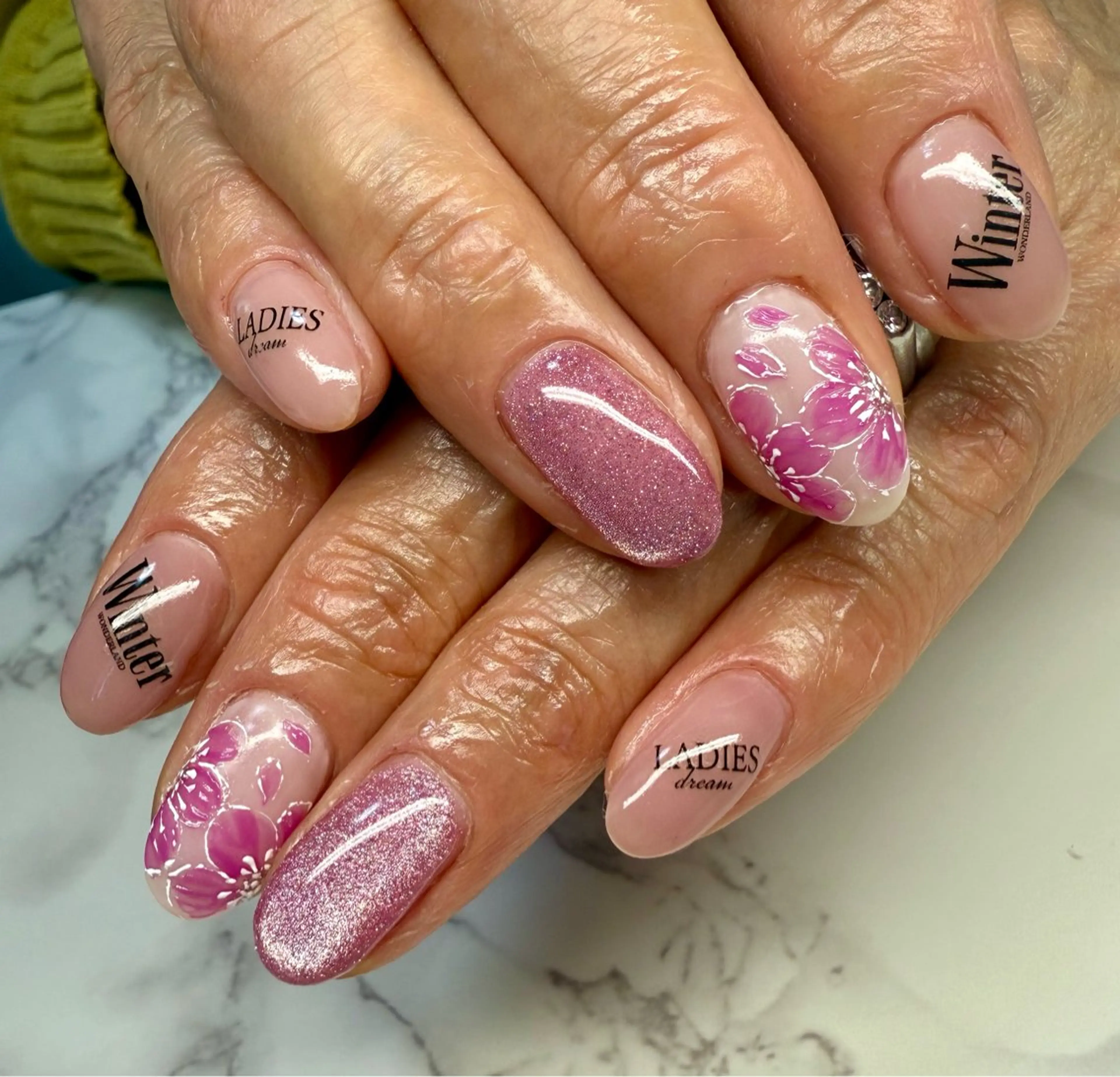 ネイル アートネイル チークネイル フレンチネイル 氷ネイル・うるうるネイル キラキラネイル M.N_ nailのネイルデザイン