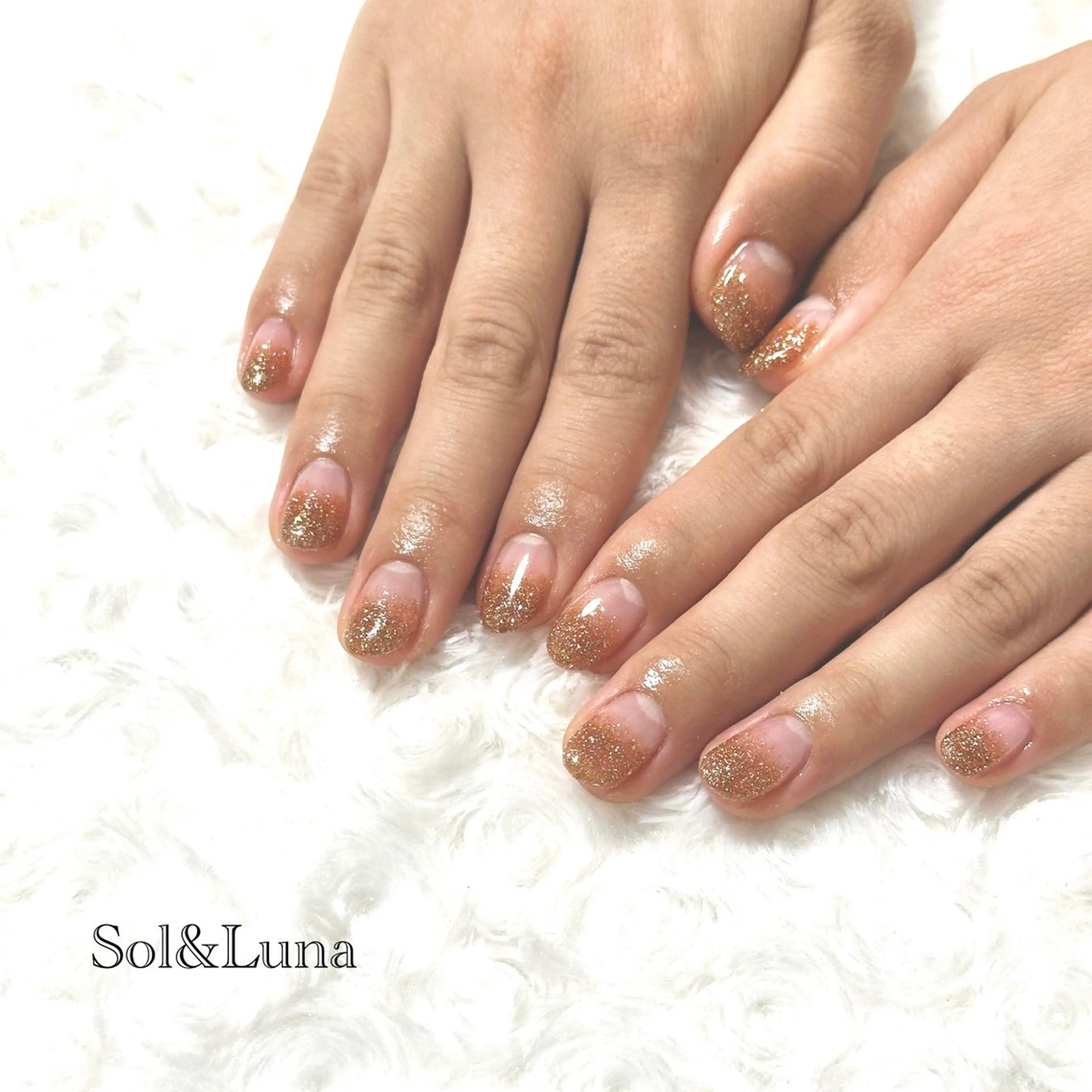 《オフあり》可愛い/キラキラ/グリッター/ラメグラデーション　¥4300の写真