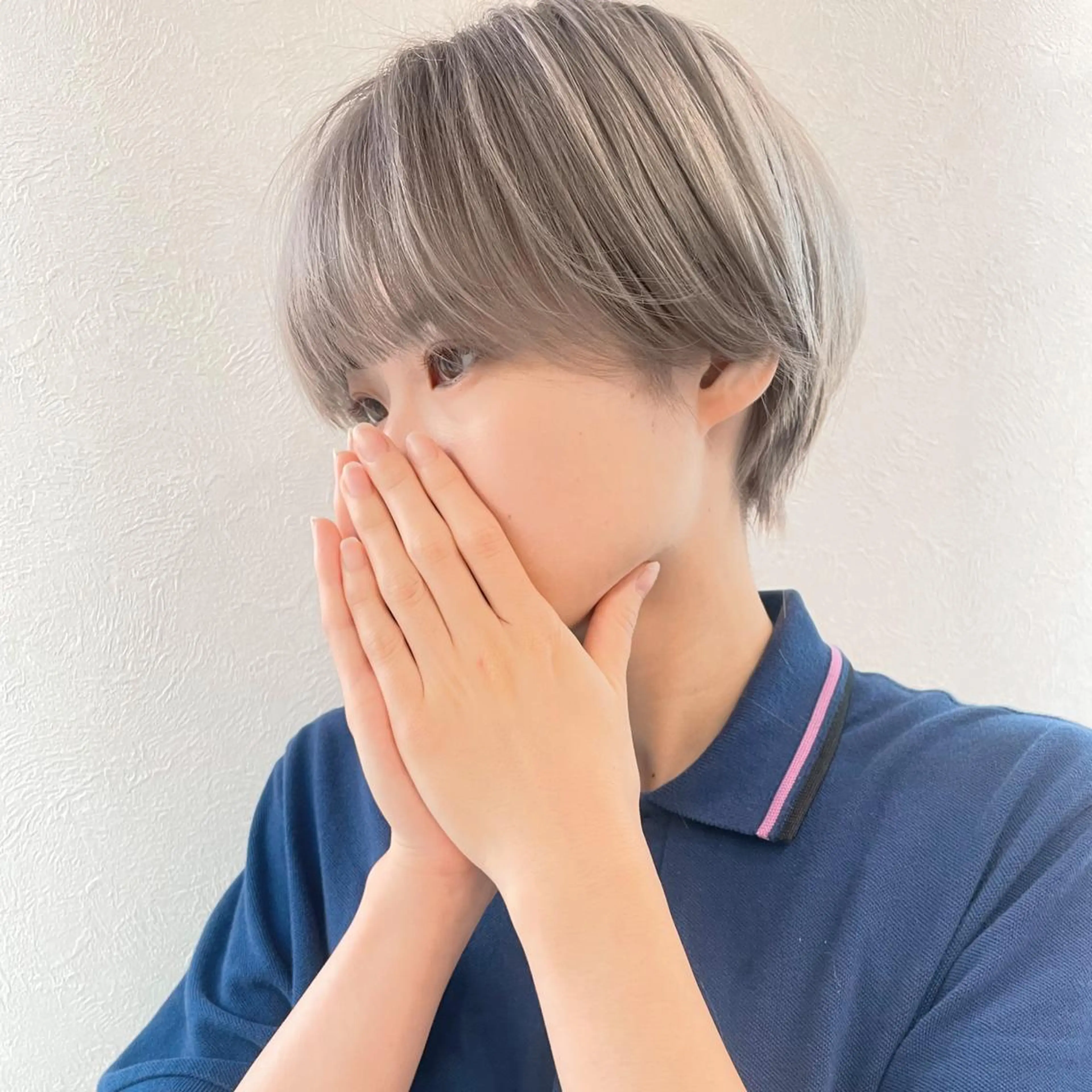 ショート ボブ ハイライト 髪質改善 レイヤーカット ショートヘア カット ヘアカラー トリートメント 🎗️comoda 神戸三宮 髪質改善のヘアスタイル