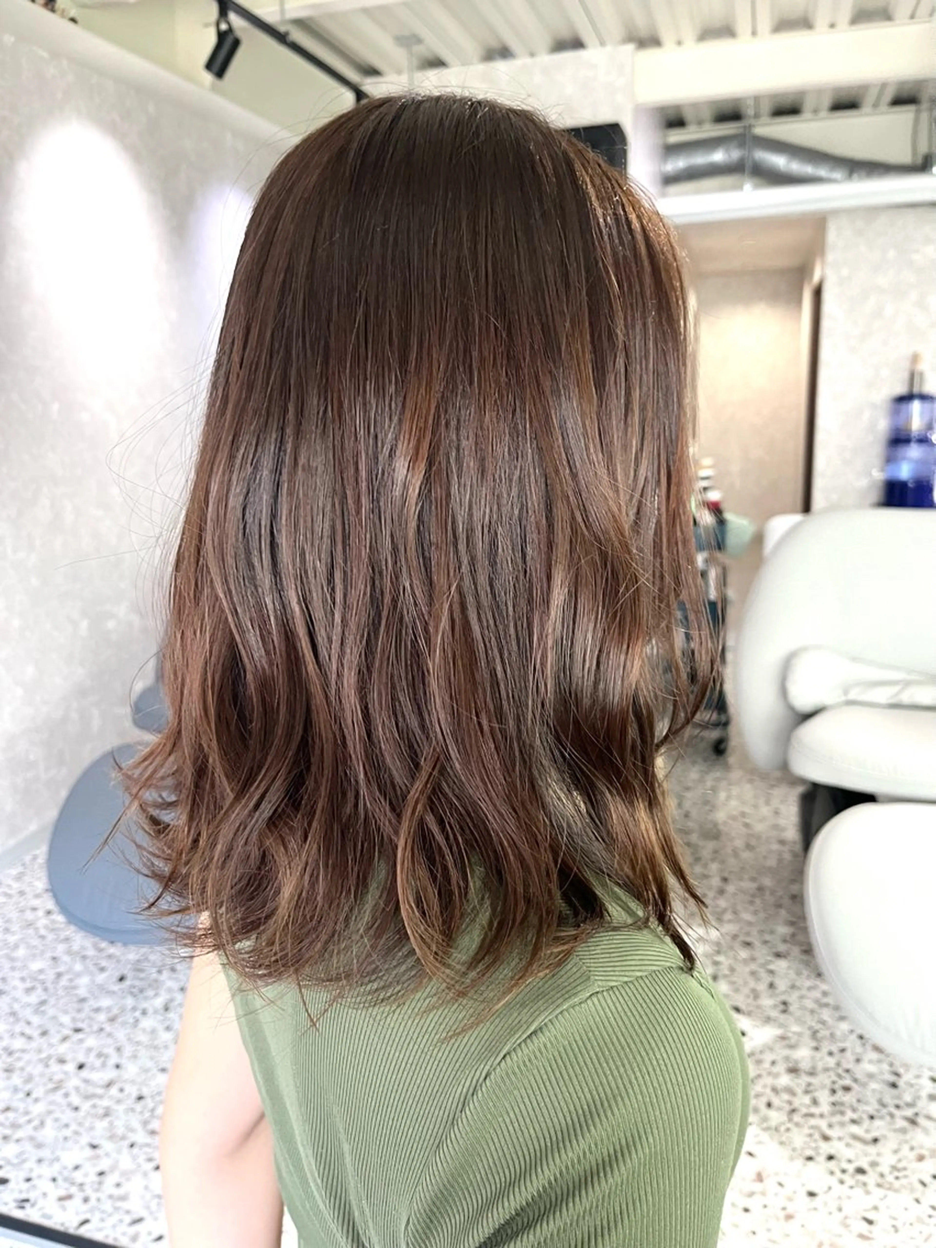 ミディアム ヘアカラー 池田 真衣のヘアスタイル