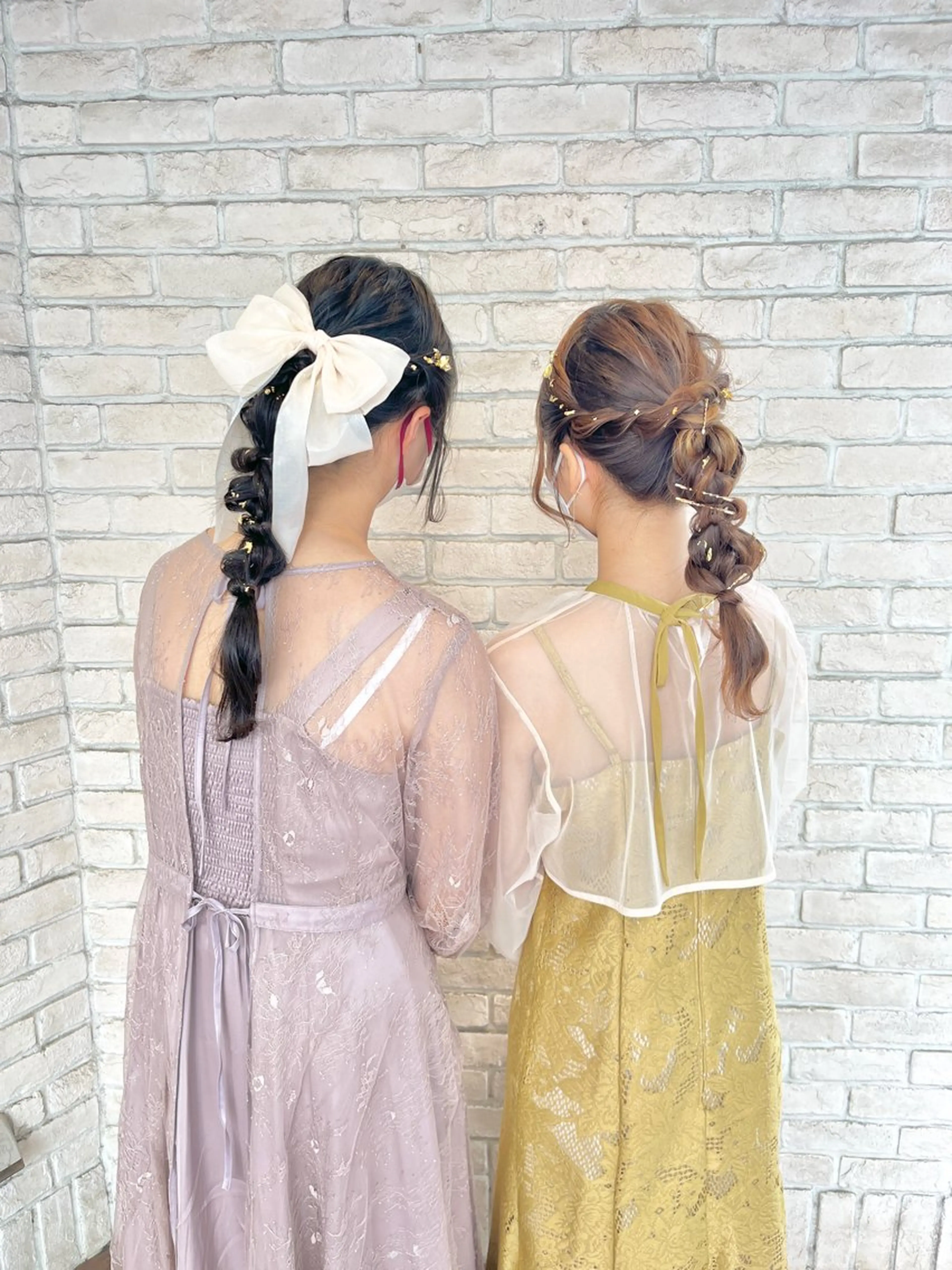 ヘアアレンジ 結婚式・ブライダル 卒業式のヘアスタイル ヘアセット ハイトーンカラー シールエクステのヘアスタイル