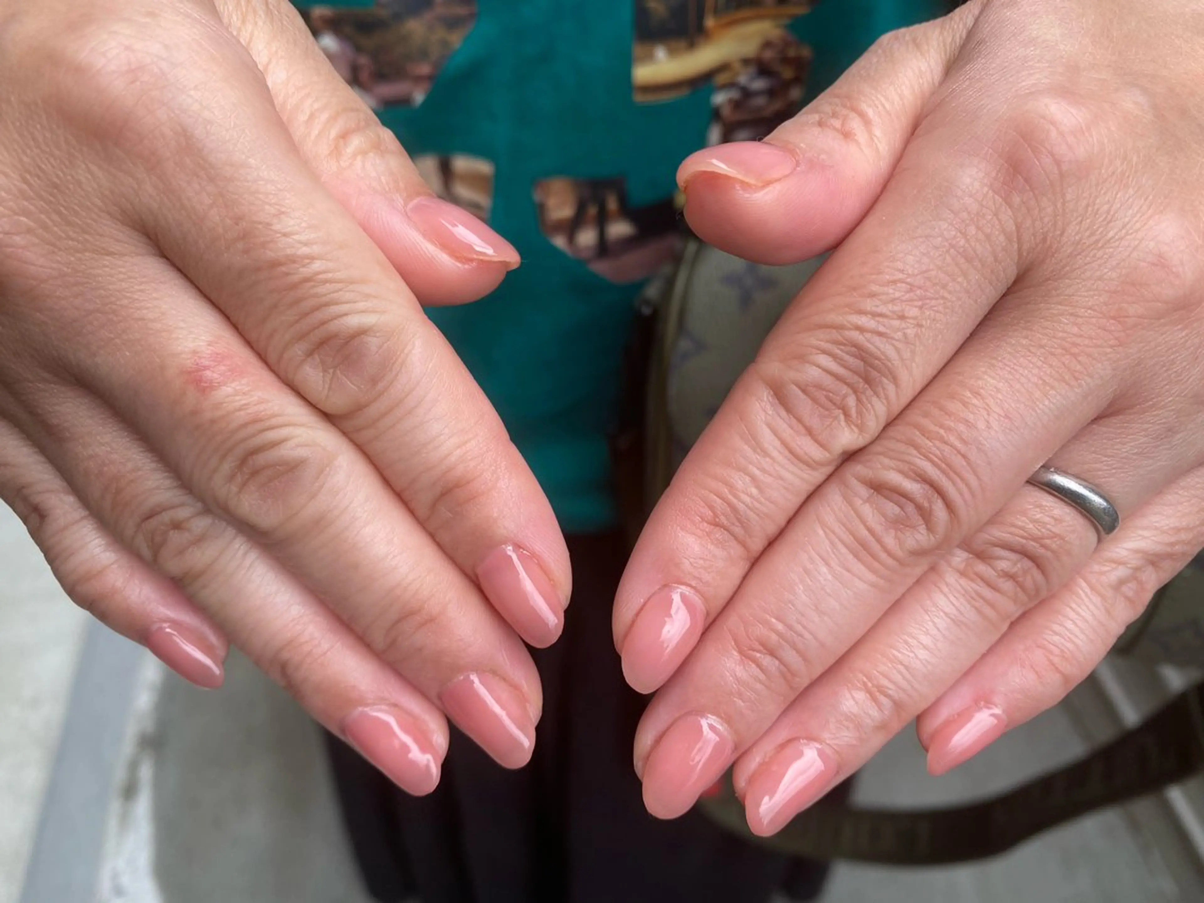 ネイル ワンカラーネイル 藤田 未来のネイルデザイン