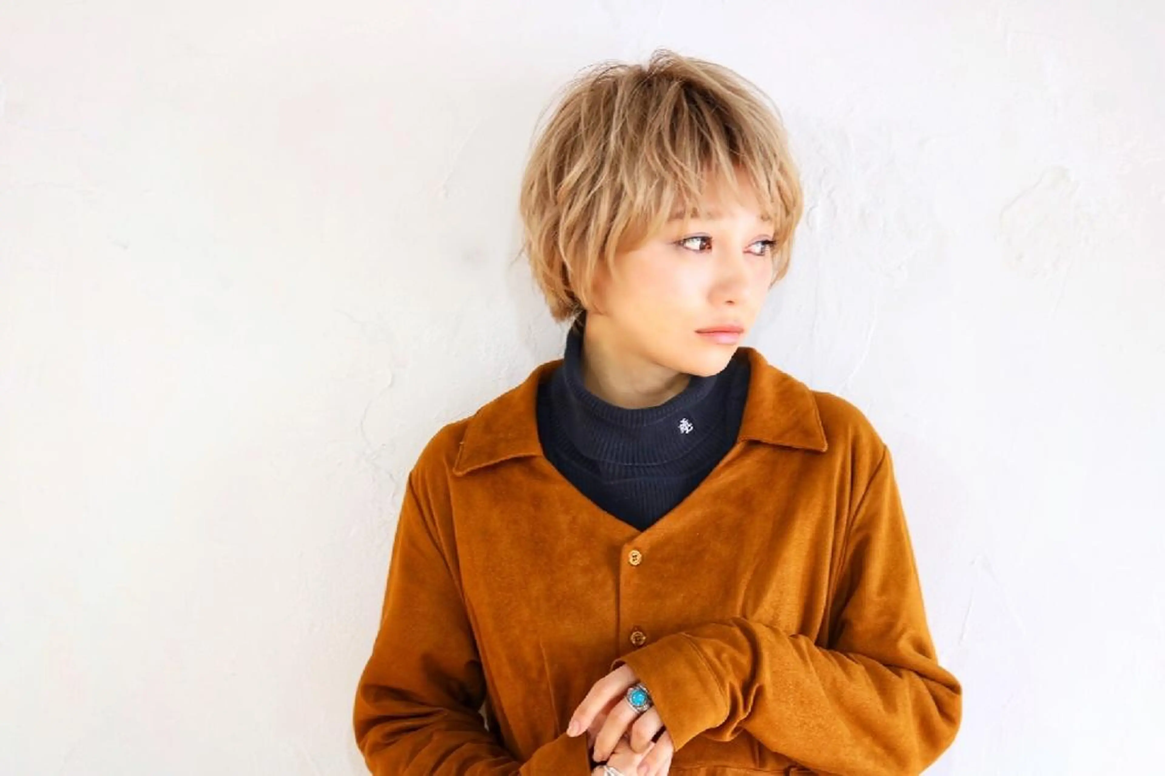 ショート カラー ヘアカラー トリートメント AnFye une qatllのヘアスタイル