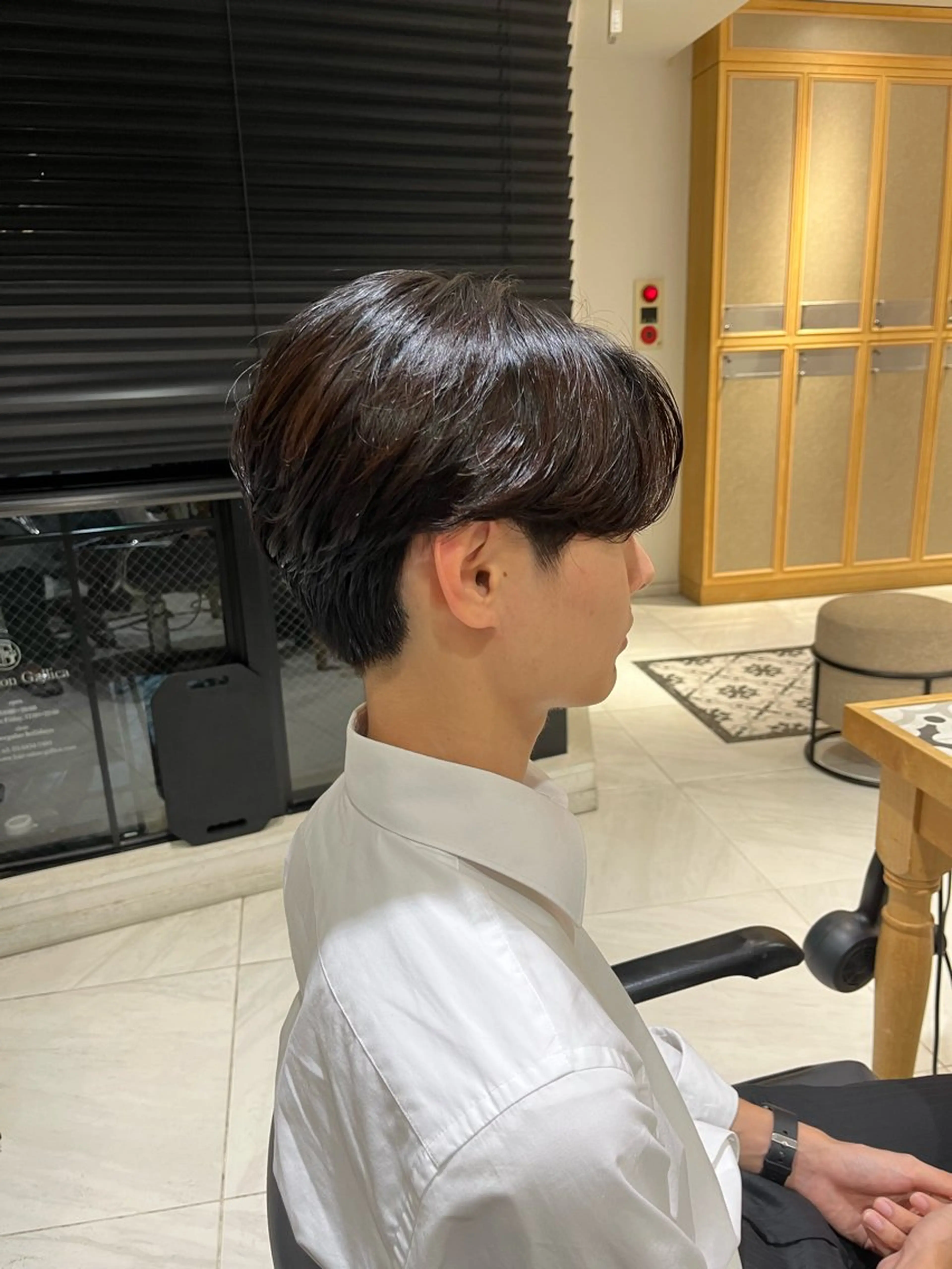 ショート パーマ メンズ メンズパーマ ナミ🩶暗髪/暖色 ❤️/透明感/縮毛のヘアスタイル