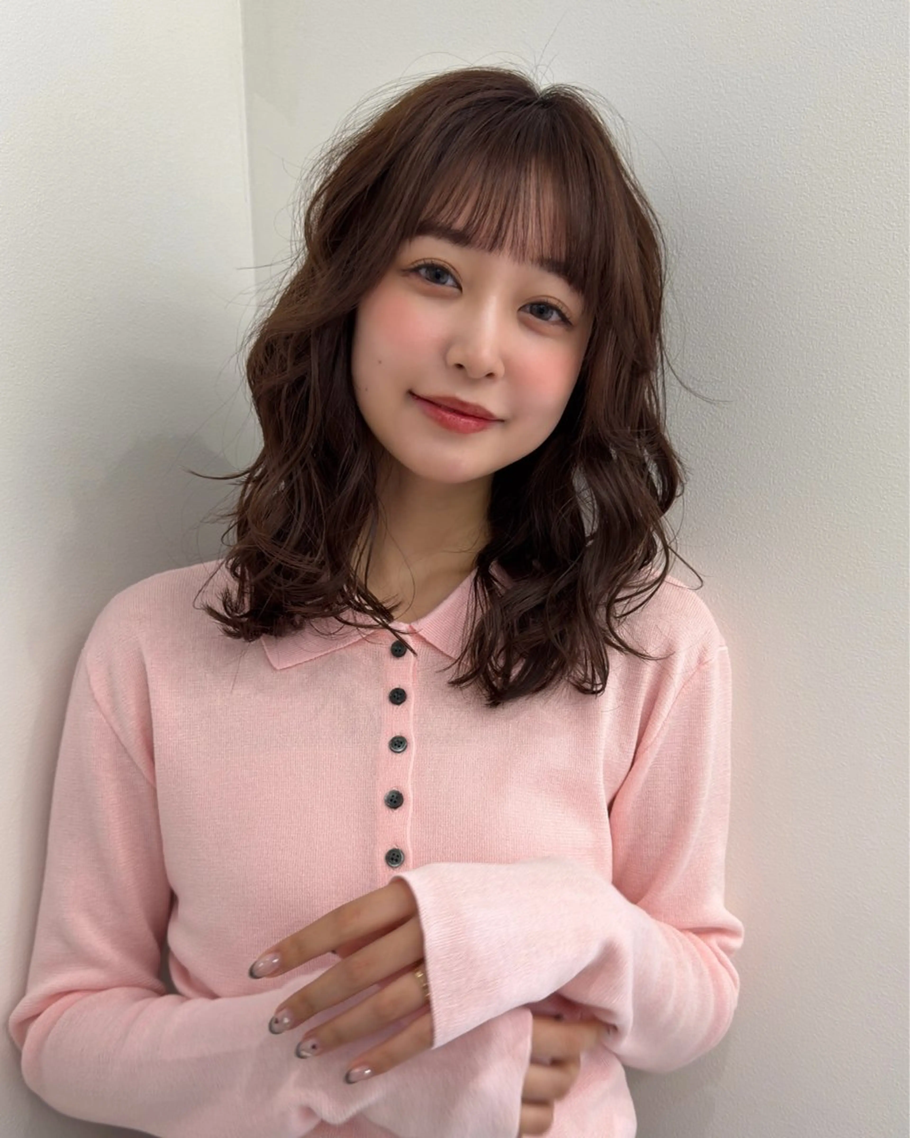 ミディアム パーマ ミディアムパーマ 髪質改善カラー Unami 太田英寿のヘアスタイル