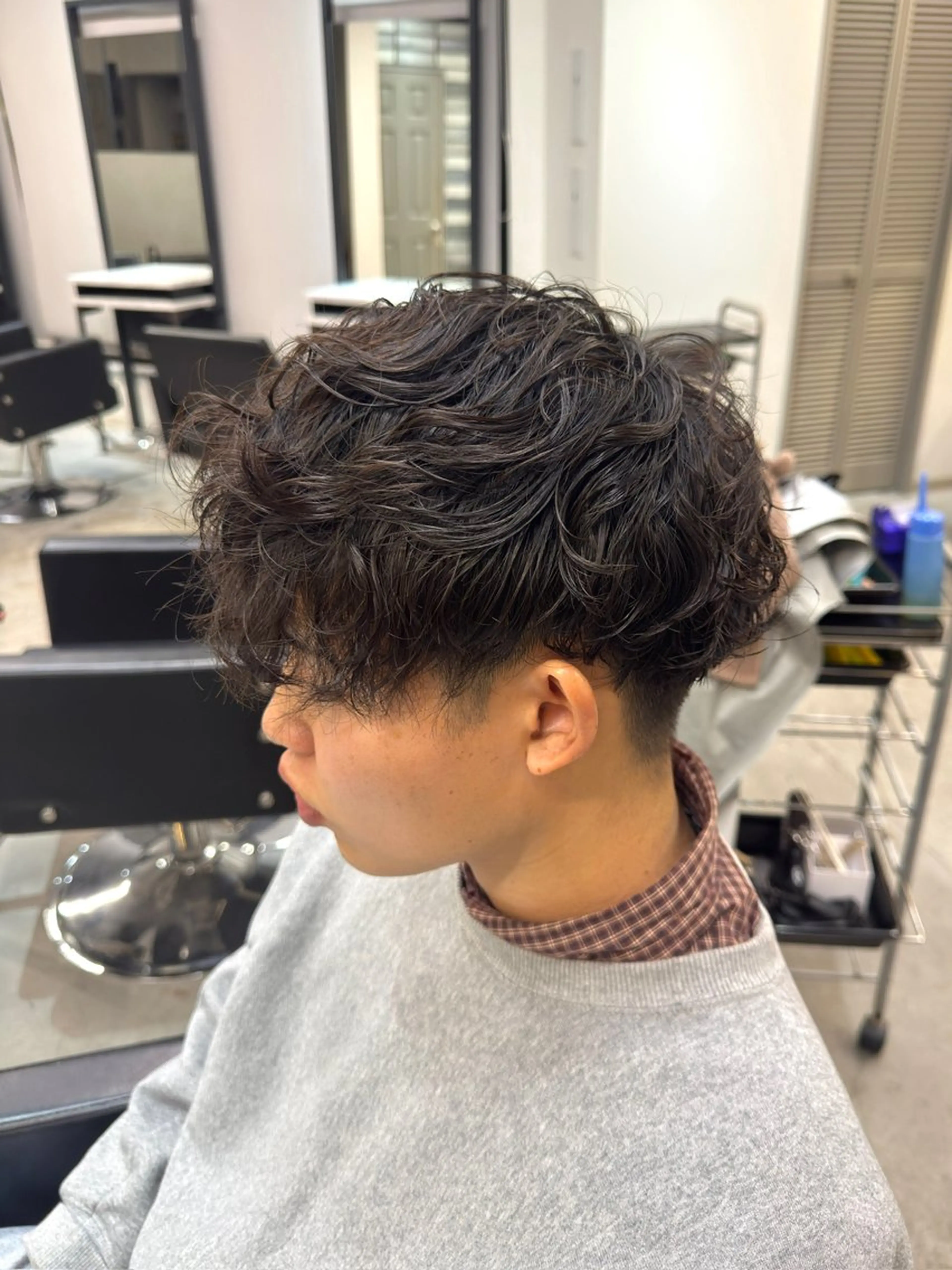 メンズ カット パーマ はしもと じんのヘアスタイル