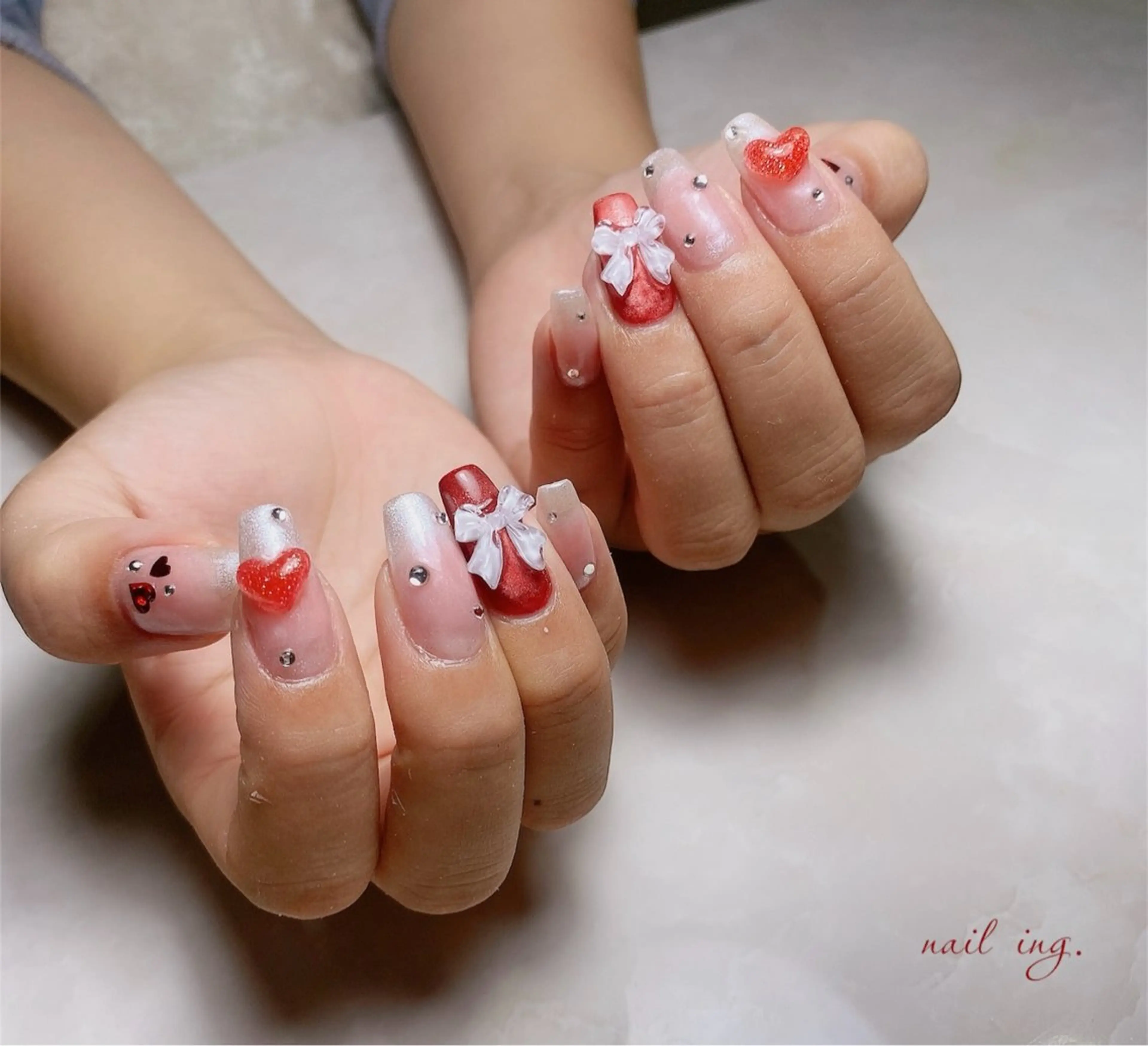 ネイル 持ち込み リボン シンプルネイル ｉｎｇ .のネイルデザイン