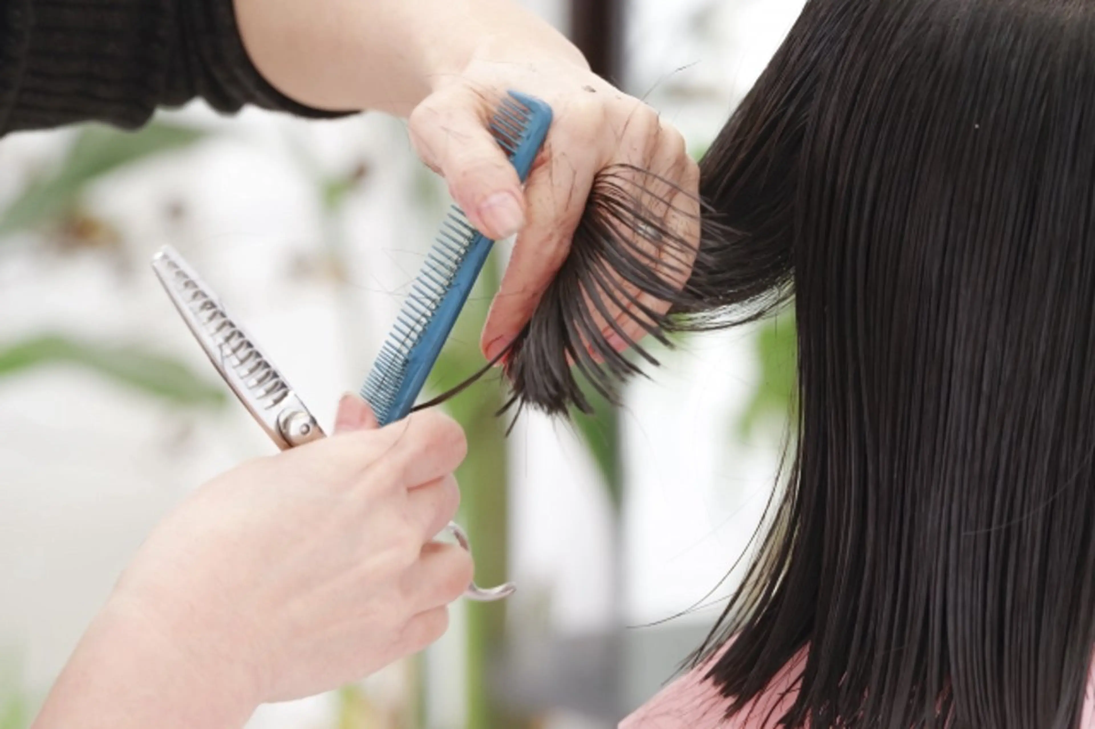 カット＋マイクロバブル炭酸シャンプーの写真