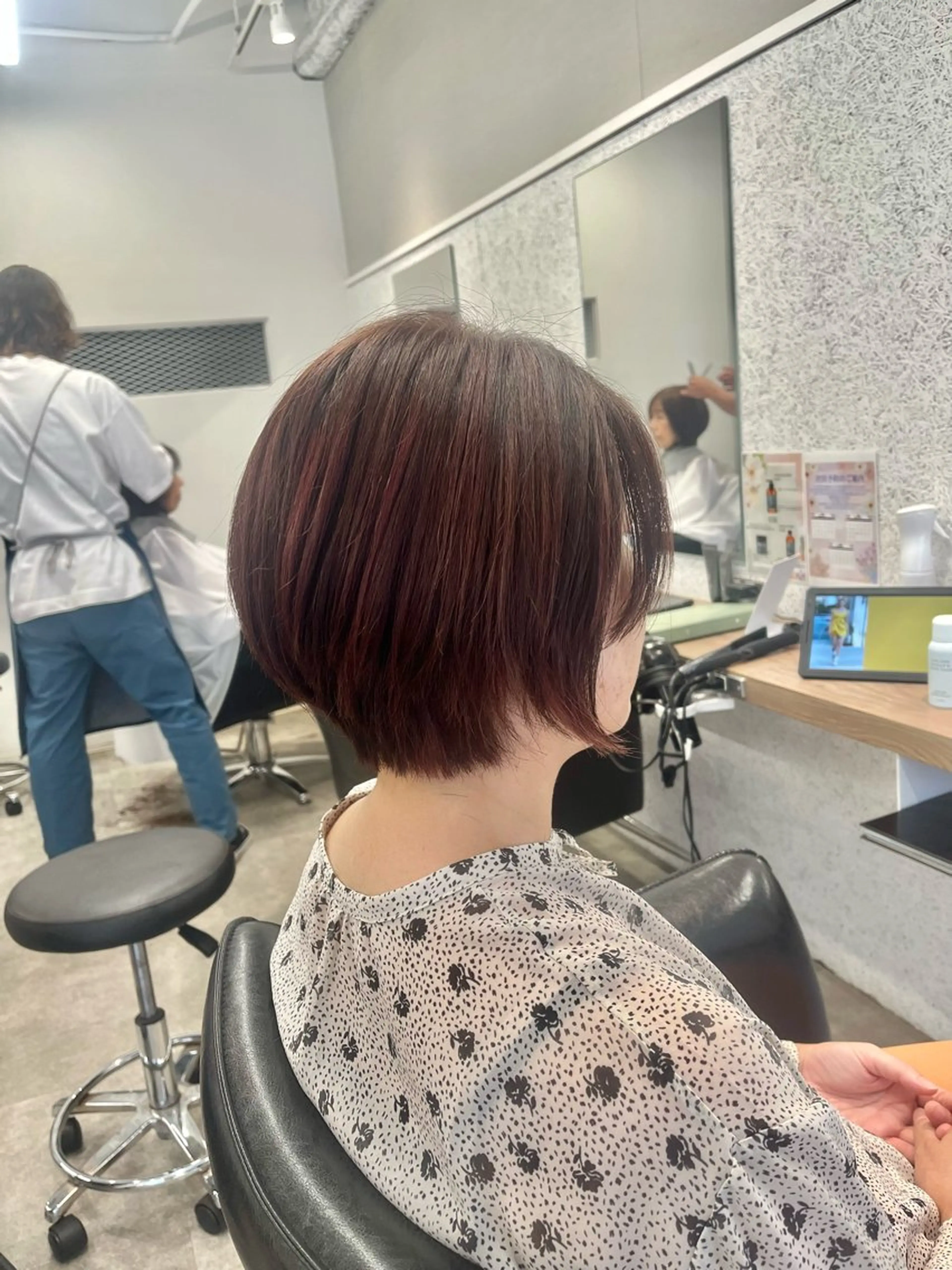 ショート カット 🍓艶髪/艶カラー ハイトーン/しんたにのヘアスタイル